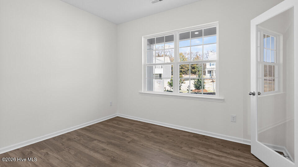 1122 Shoreline Drive Property Photo 4