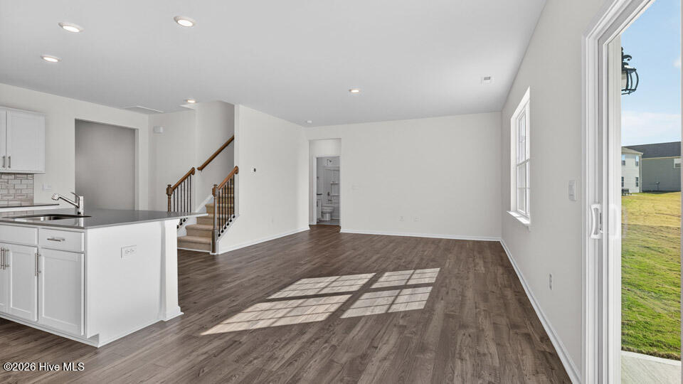 1122 Shoreline Drive Property Photo 10