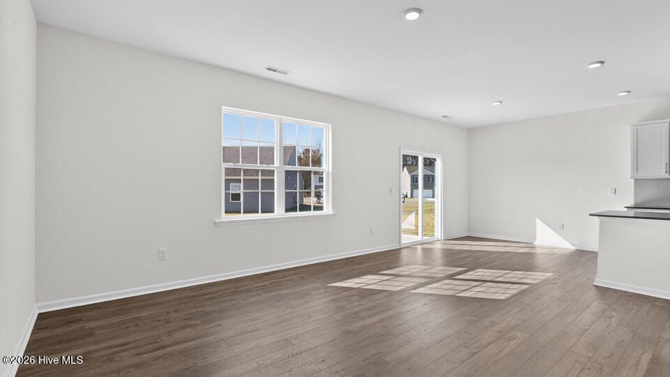1122 Shoreline Drive Property Photo 12