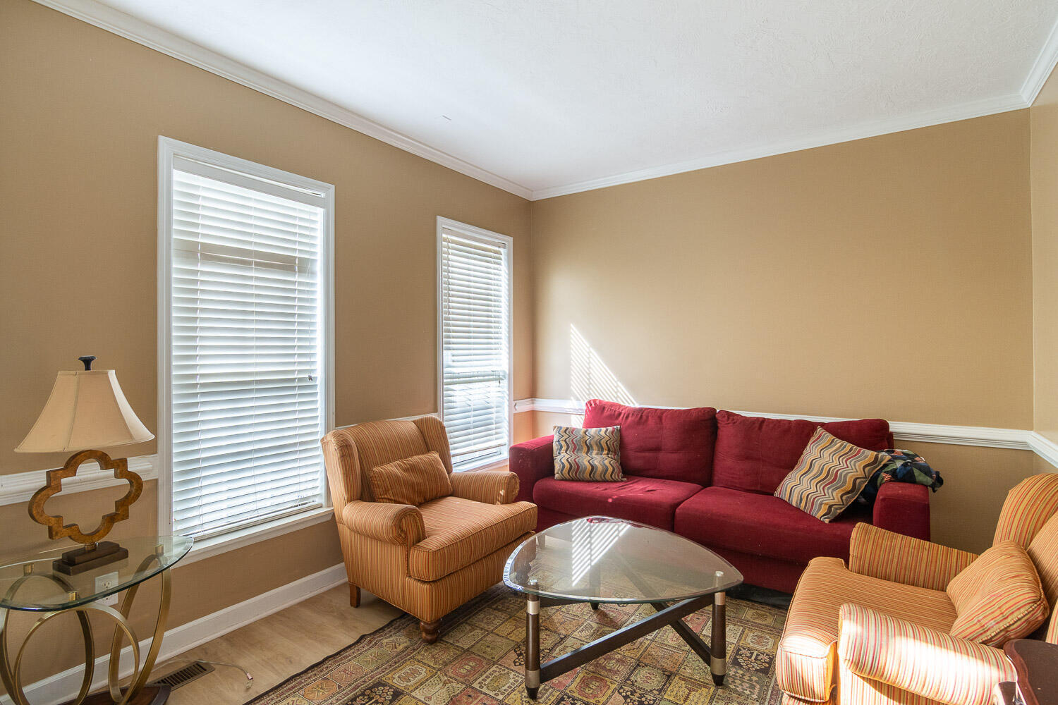 1357 Montrose Place Property Photo 5