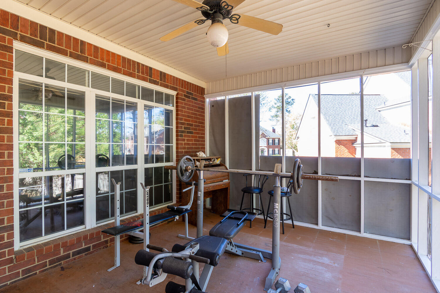 1357 Montrose Place Property Photo 23