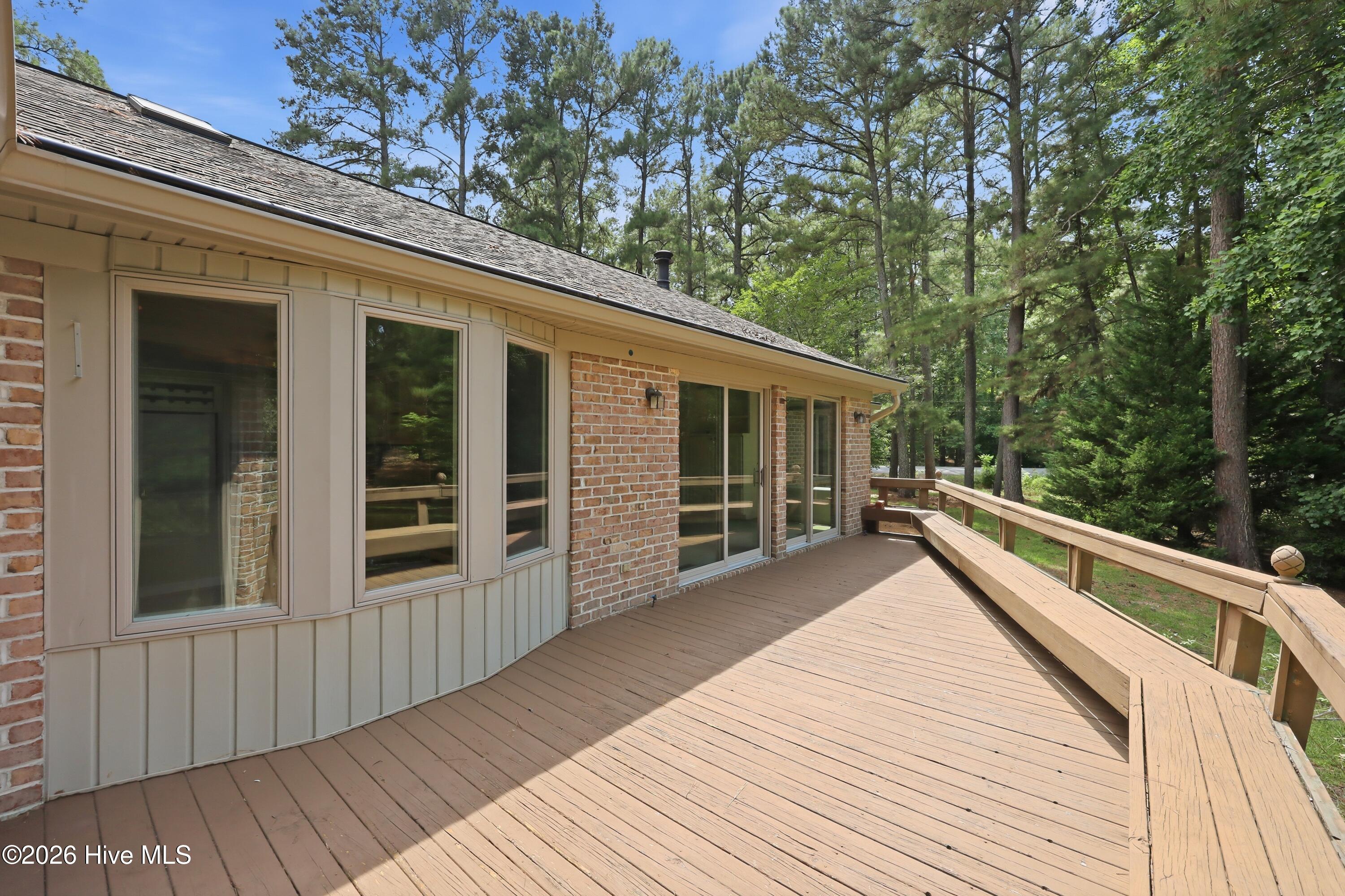 6 Sunset Drive Property Photo 27