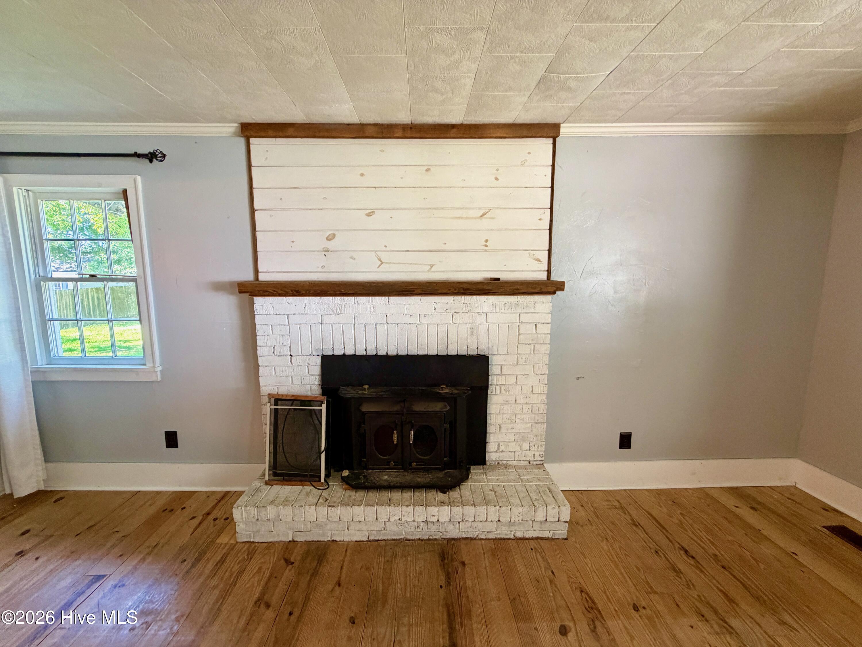 302 N Front Street Property Photo 7