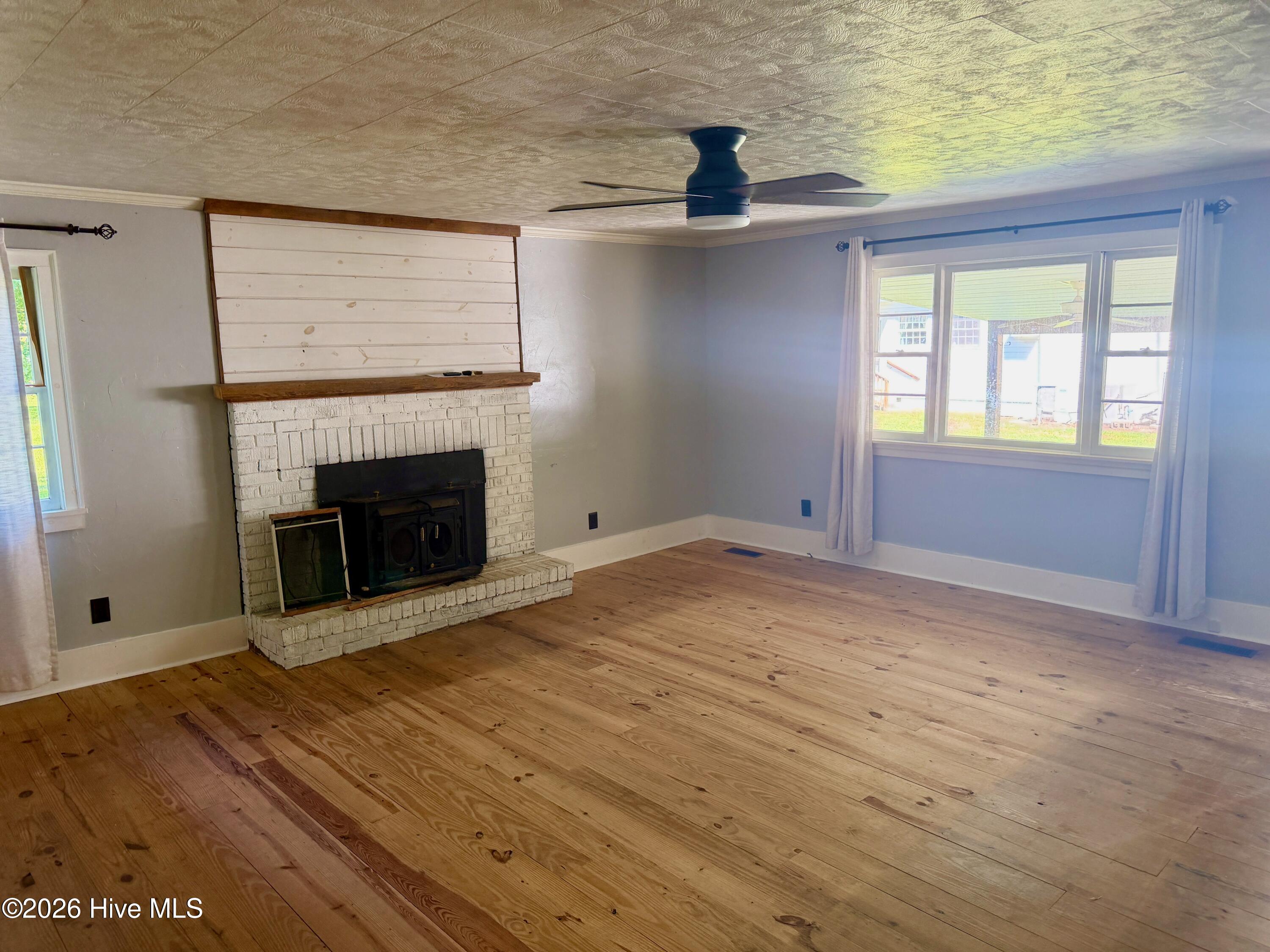 302 N Front Street Property Photo 13