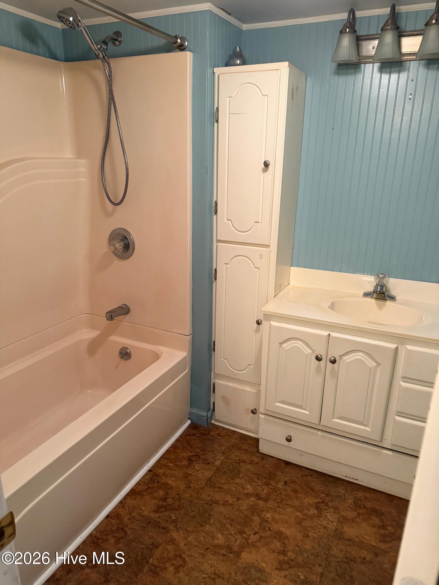 302 N Front Street Property Photo 16