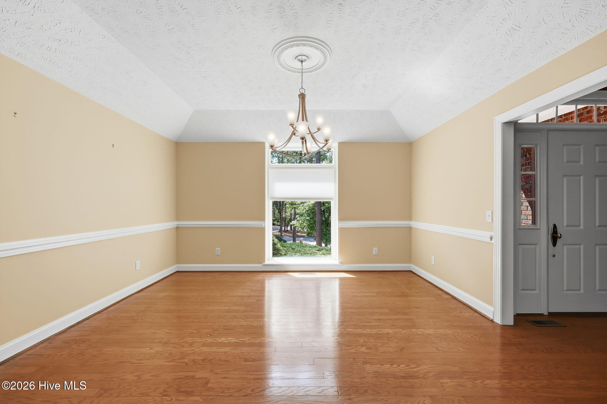 86 Pinewild Drive Property Photo 4