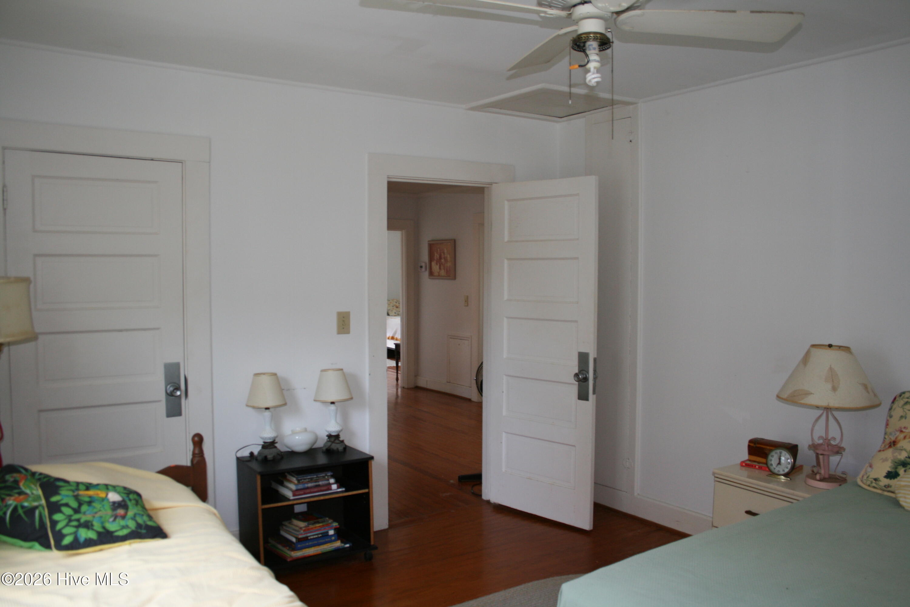 7 E Columbia Street E Property Photo 34