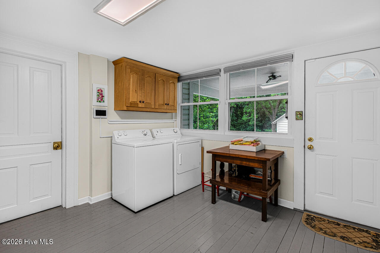 206 Church Street Property Photo 23