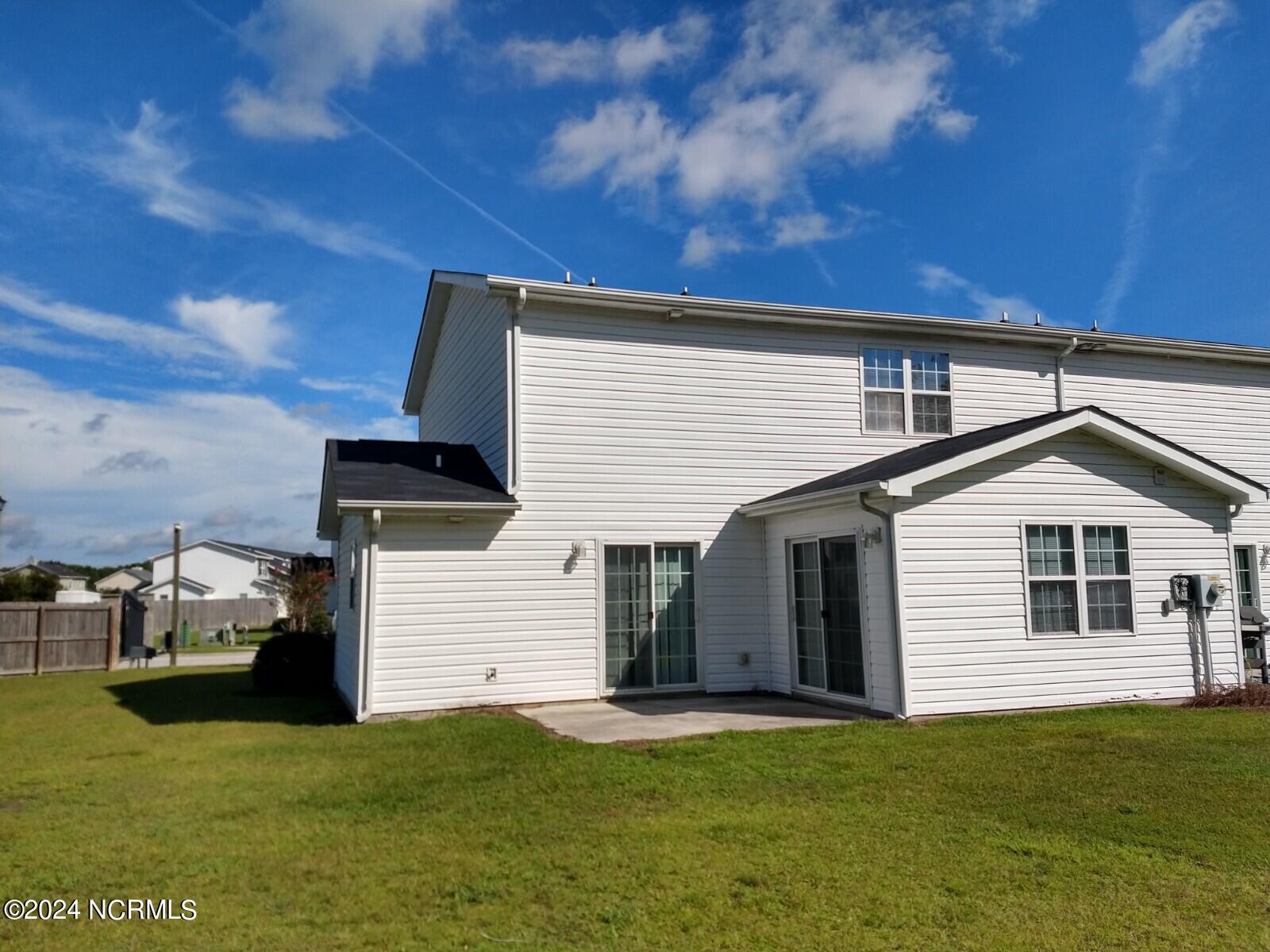 100 Creeker Town Way Property Photo 3