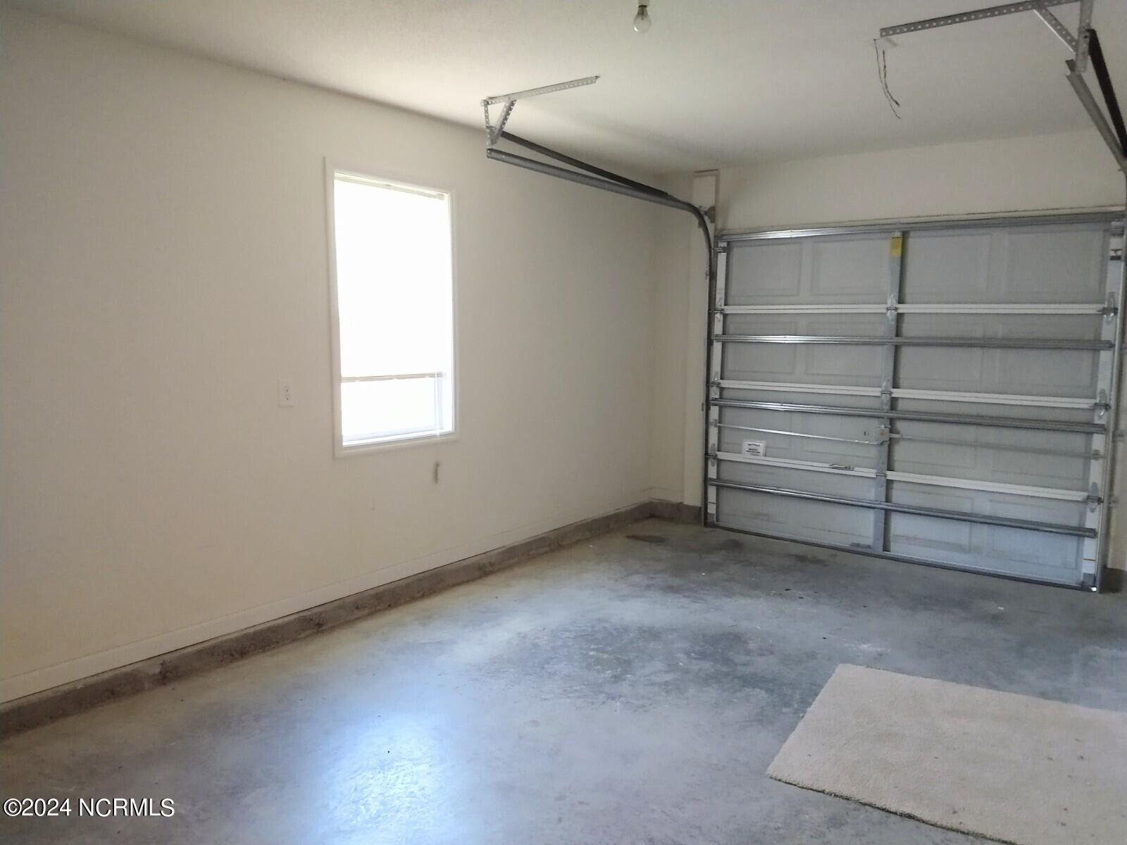 100 Creeker Town Way Property Photo 9