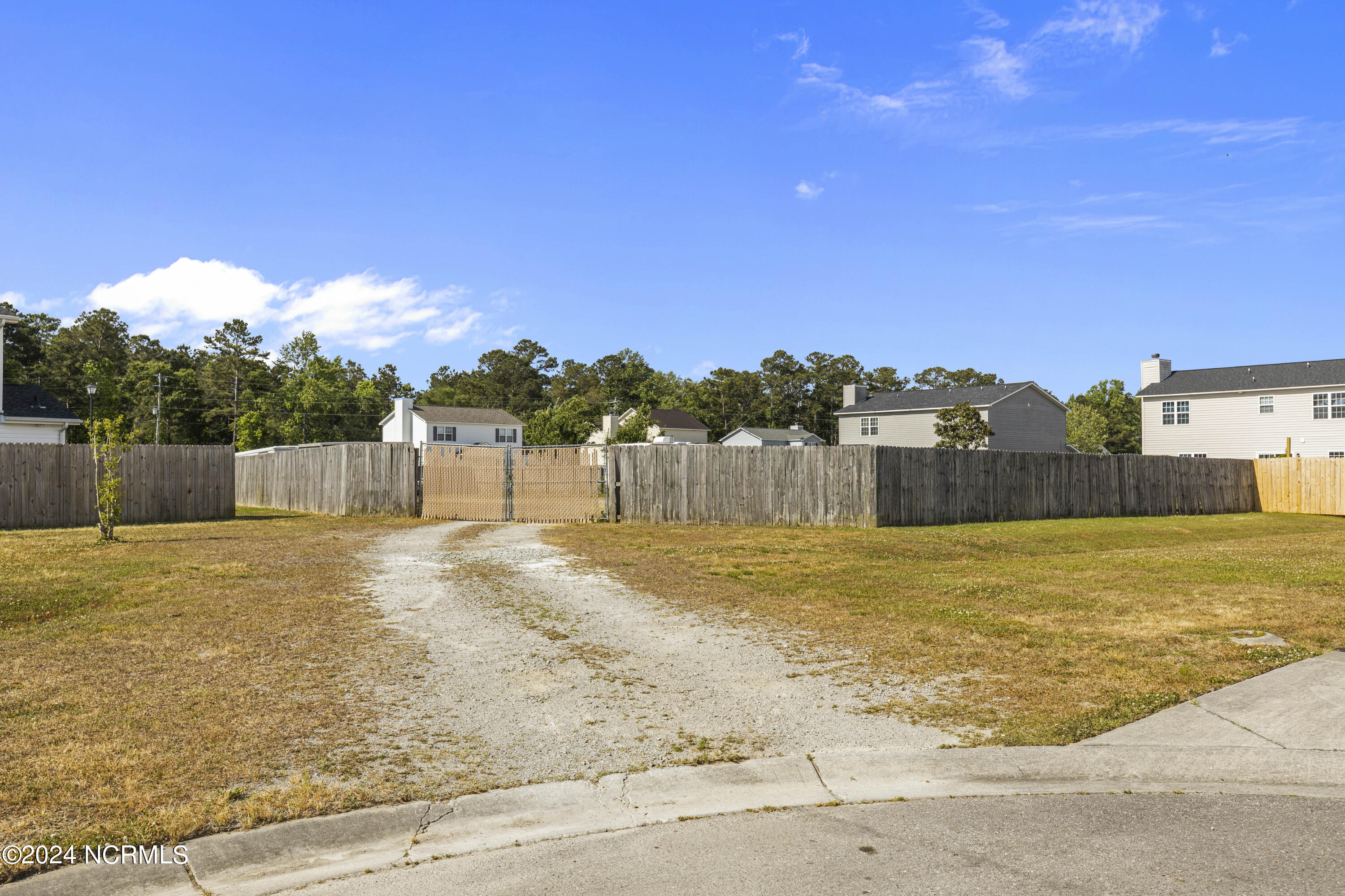 100 Creeker Town Way Property Photo 16