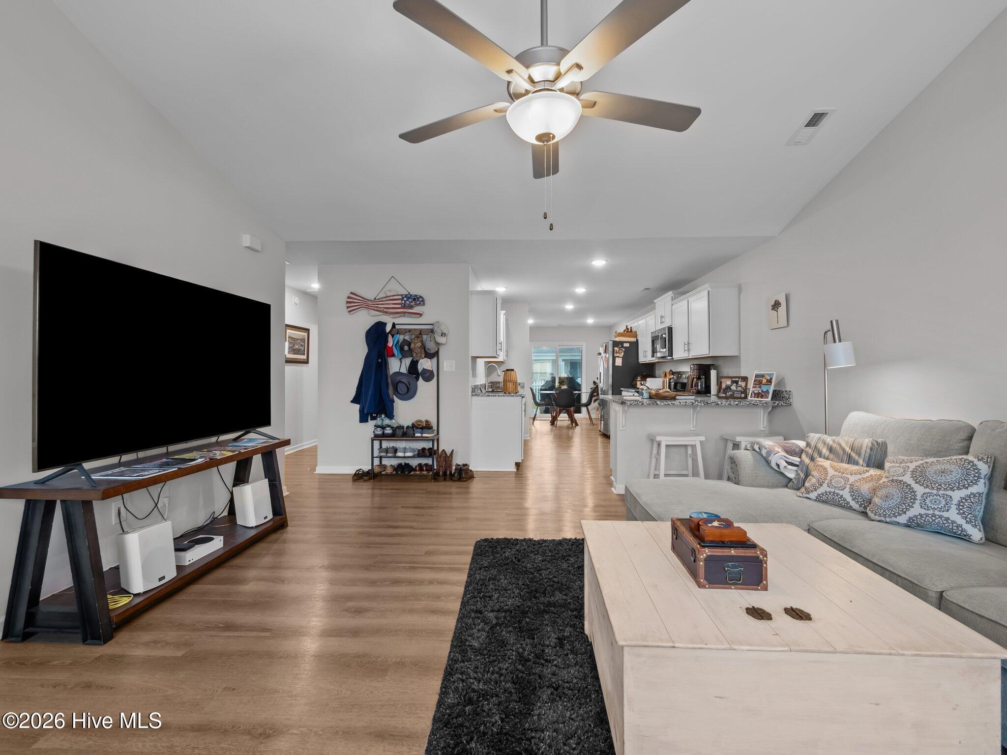 602 Villa Cove Property Photo 8