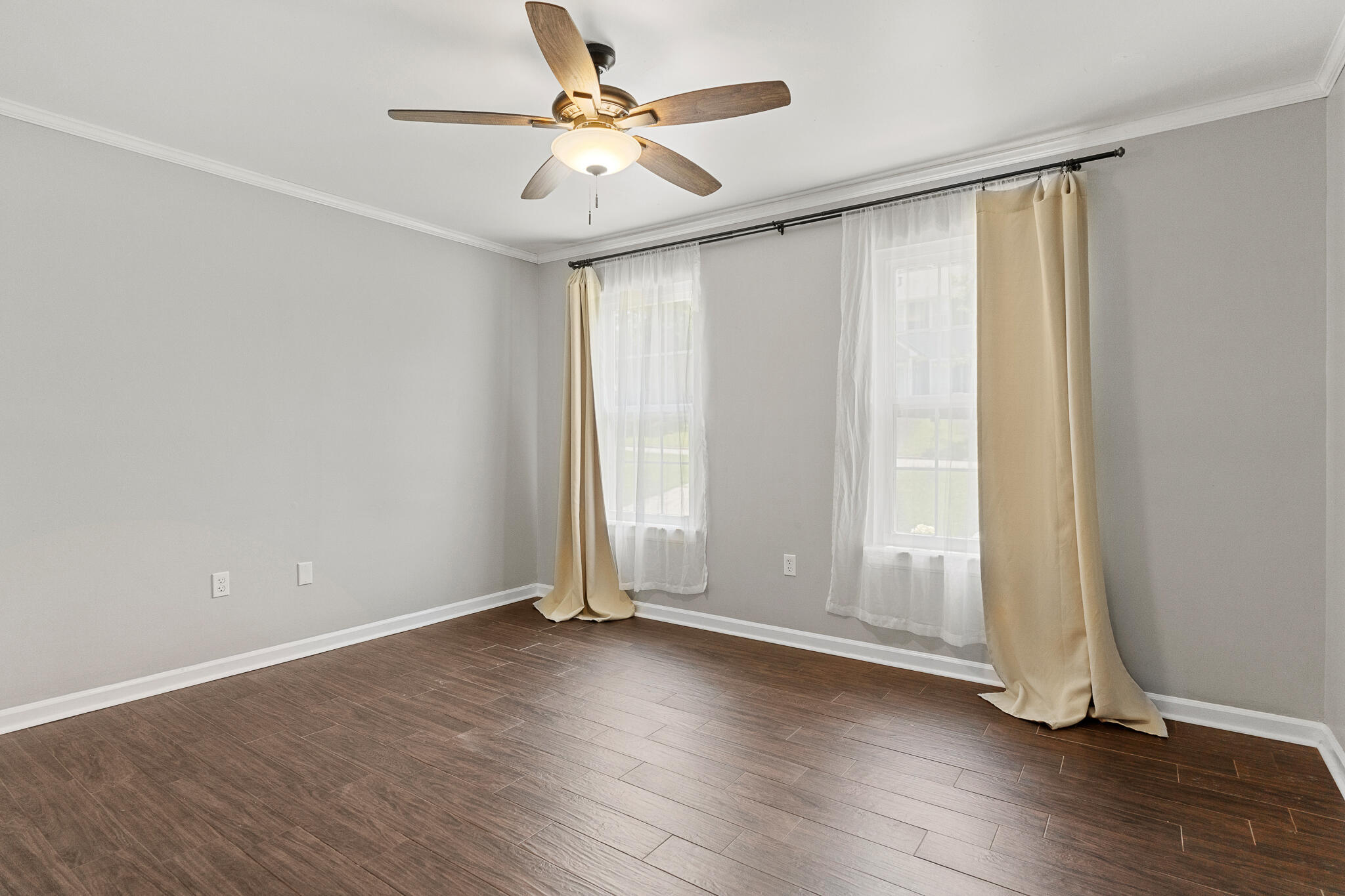 329 Lamplighter Lane Property Photo 6