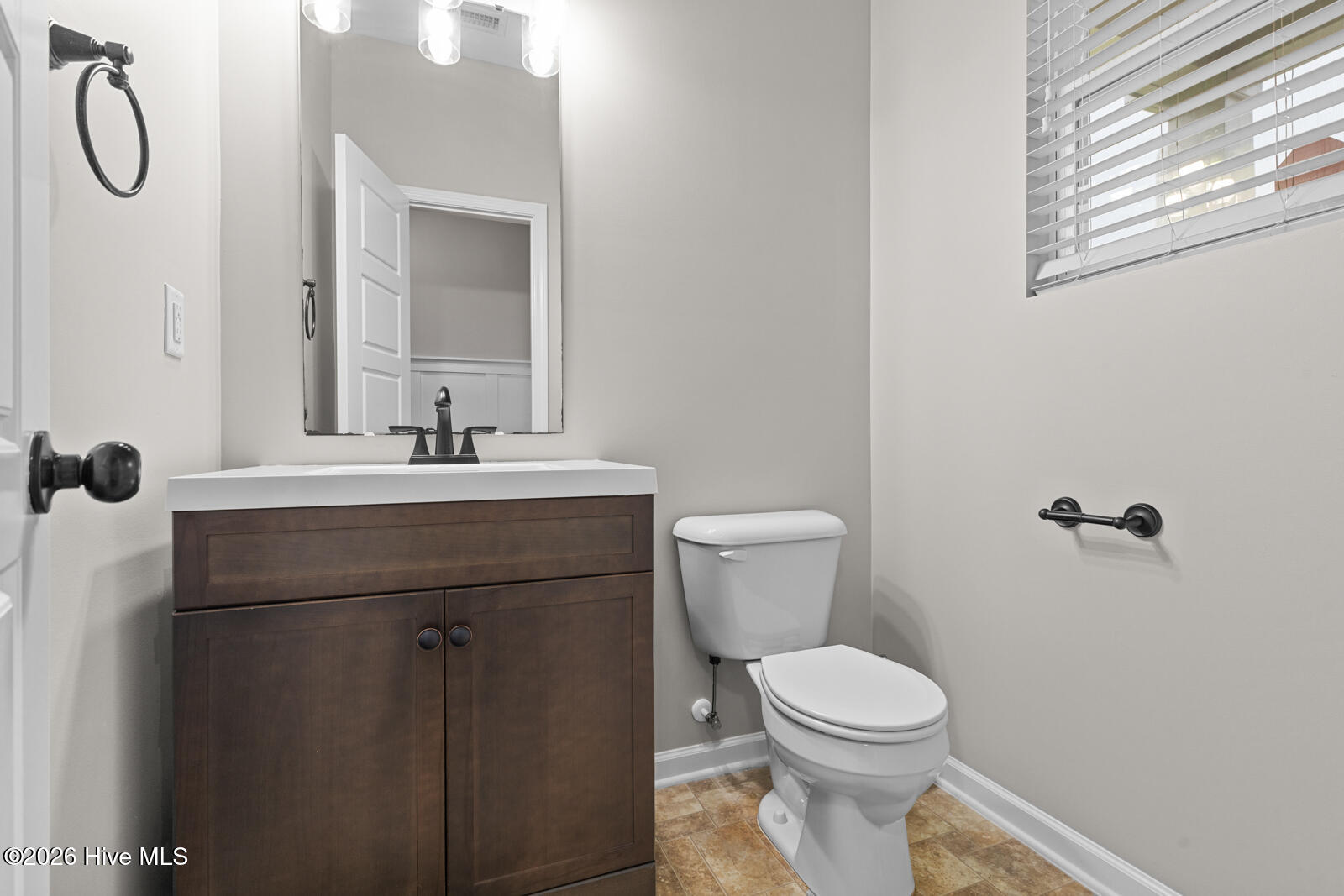 113 Stone Gate Property Photo 11