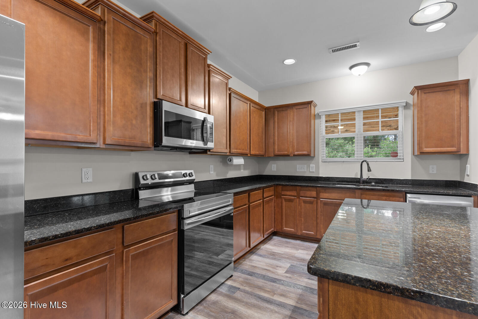 113 Stone Gate Property Photo 15