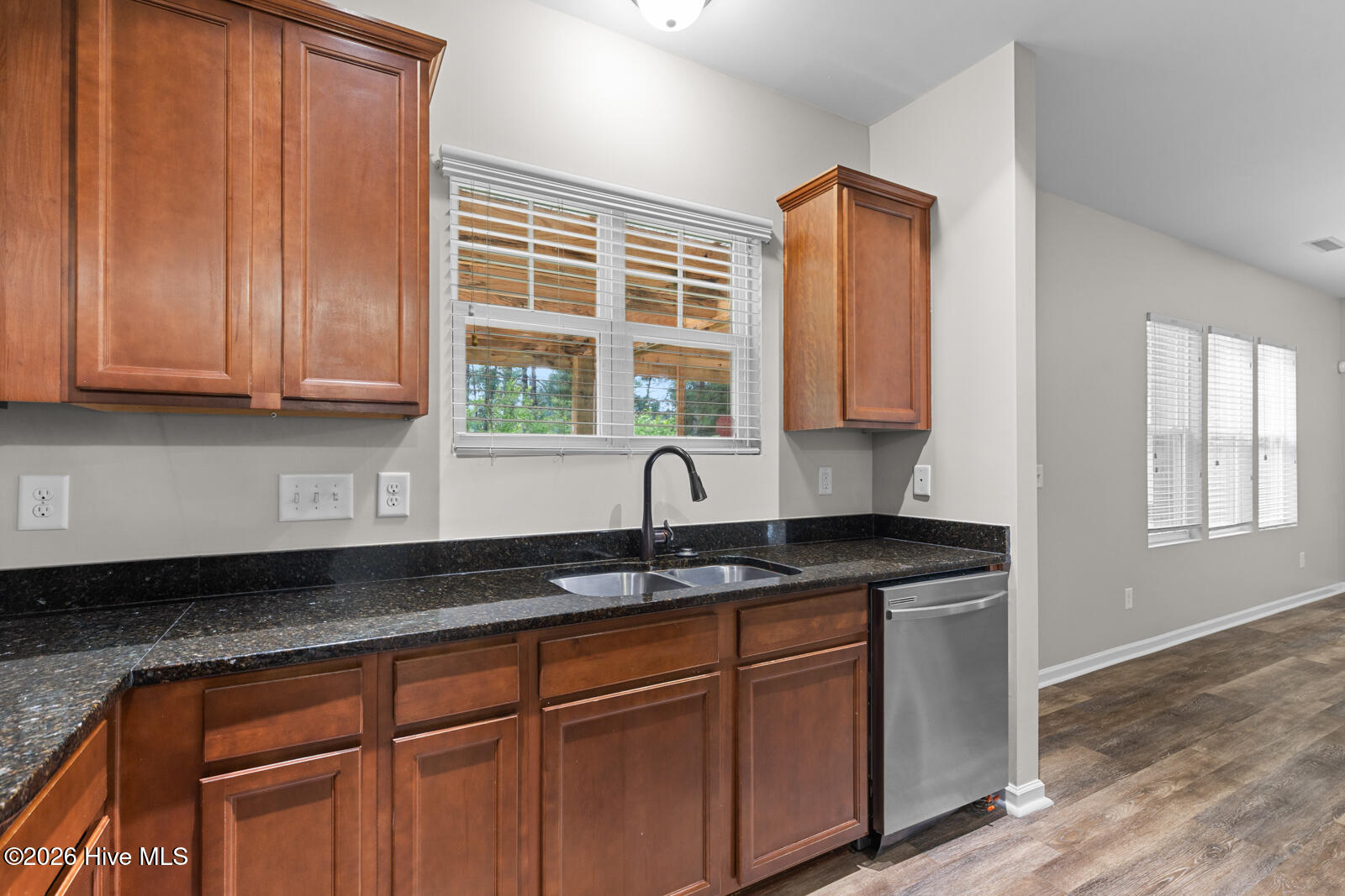113 Stone Gate Property Photo 16