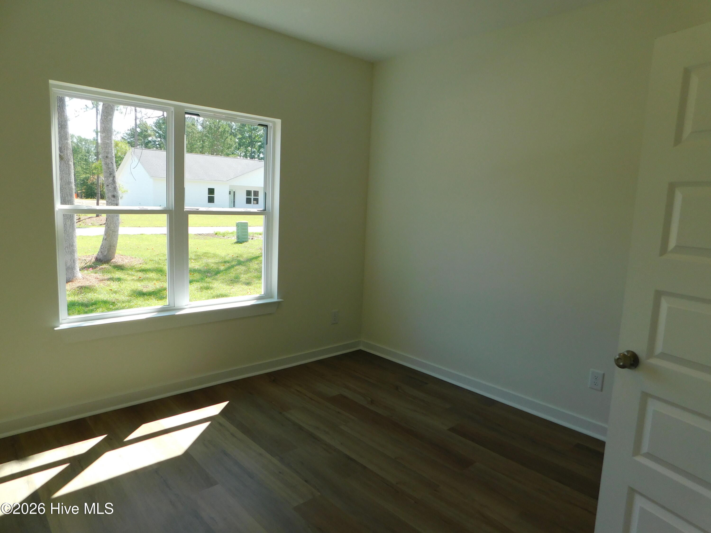 100 Palm Circle Property Photo 8