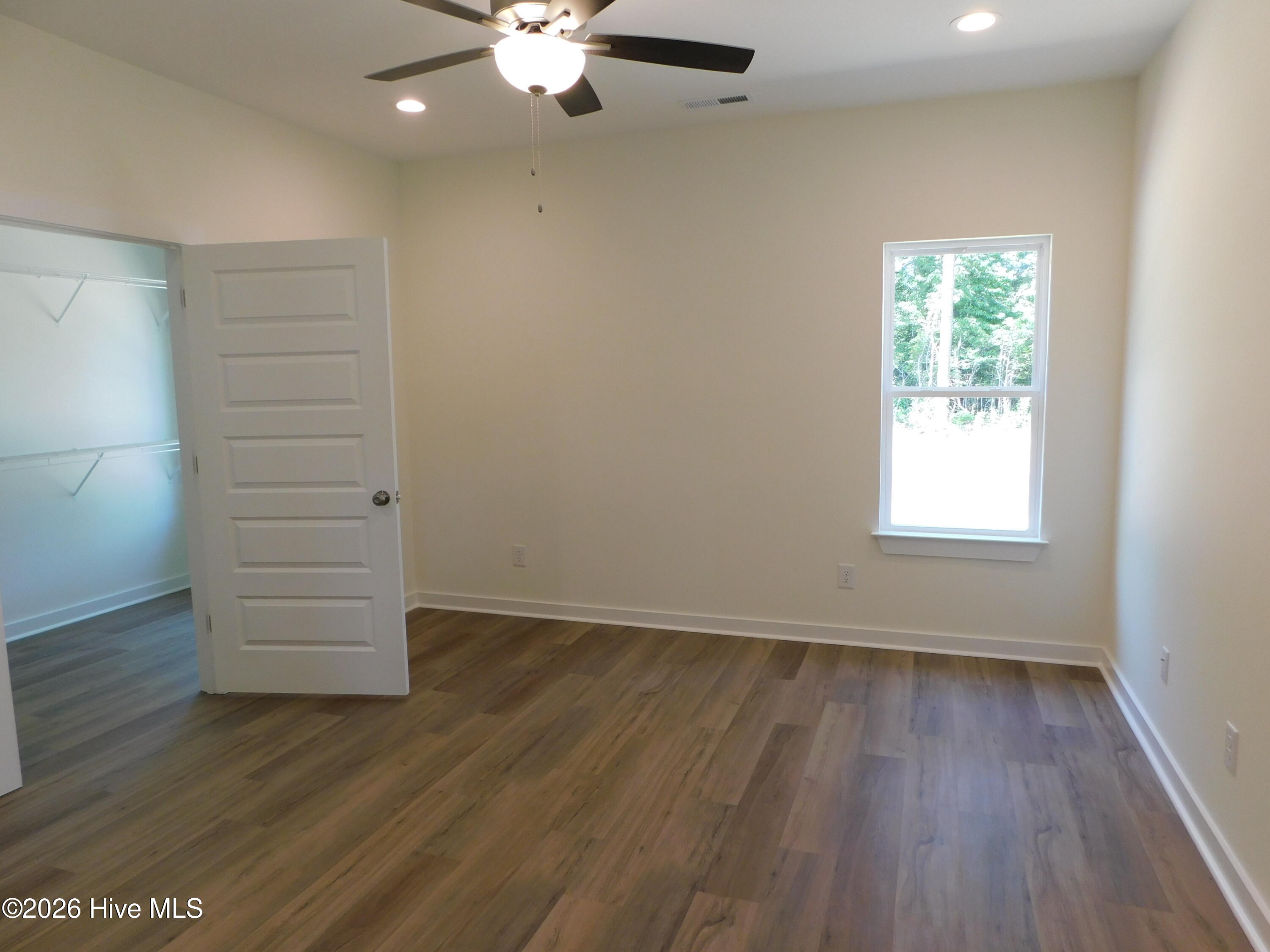 100 Palm Circle Property Photo 12