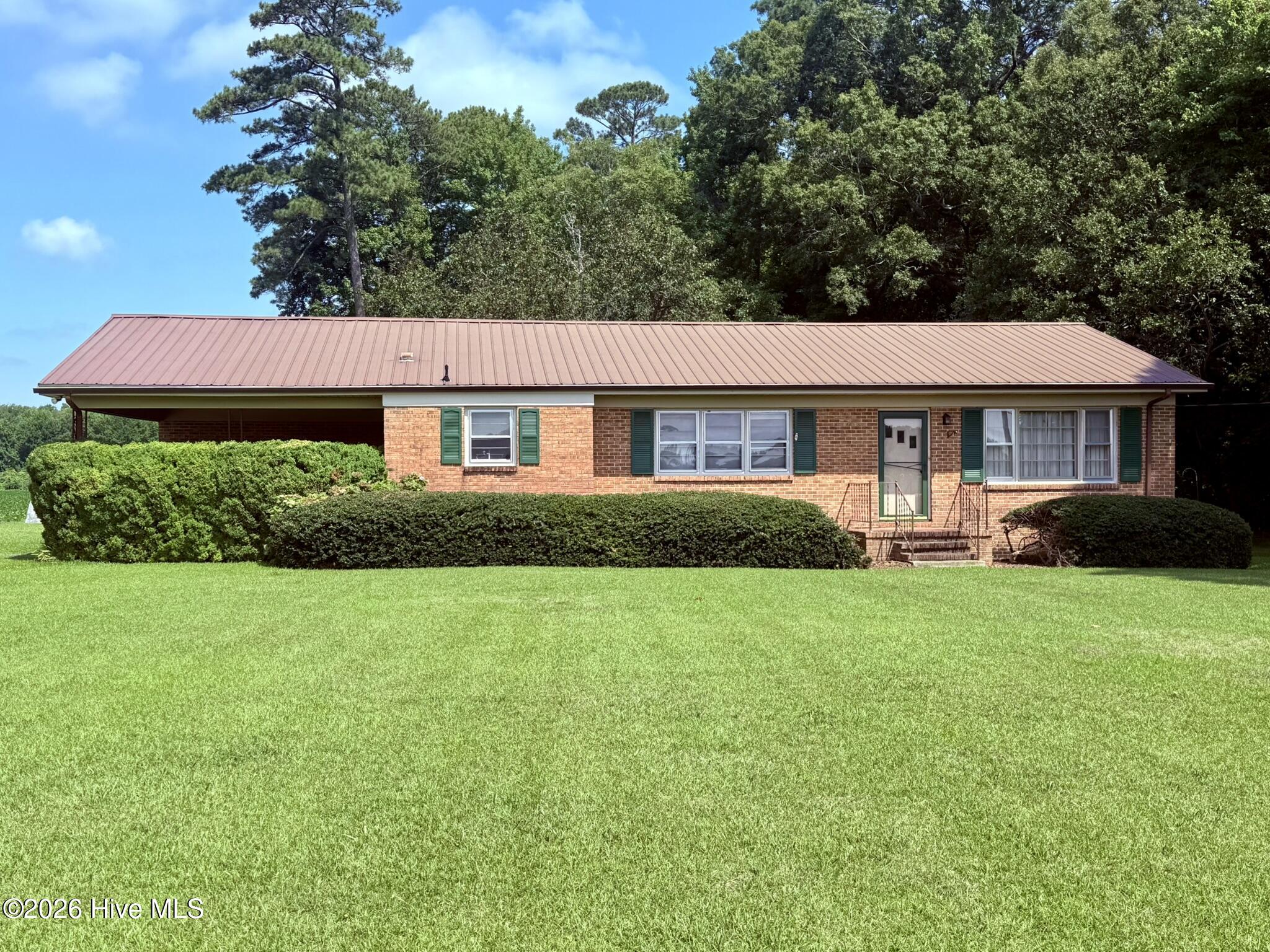 2152 Garrett Road Property Photo 1