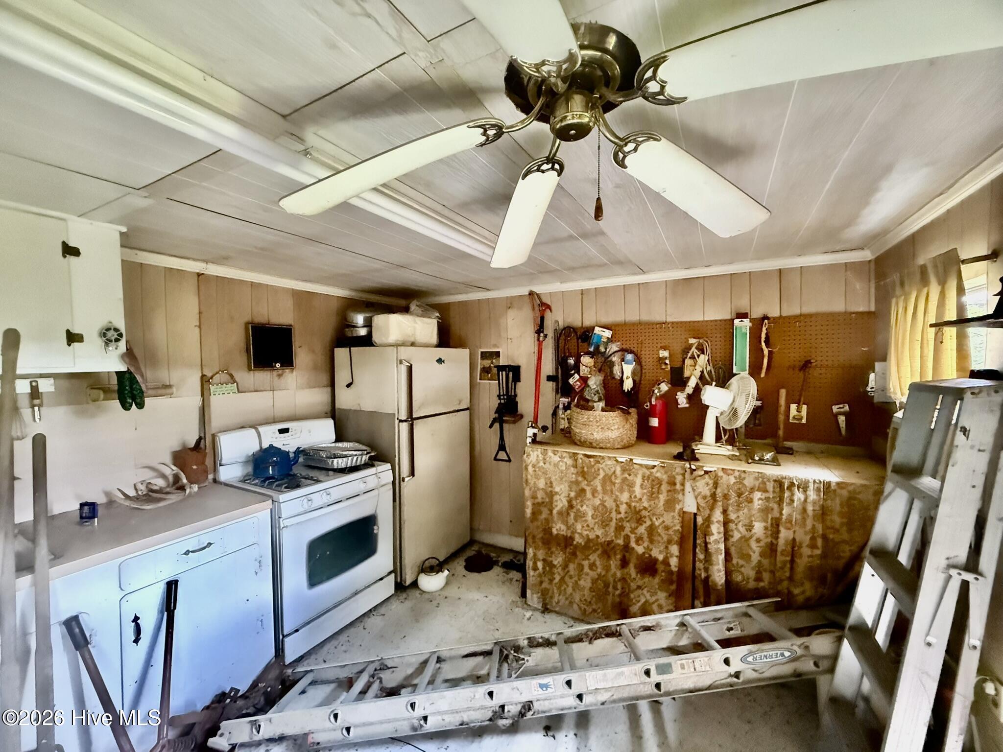 2152 Garrett Road Property Photo 64