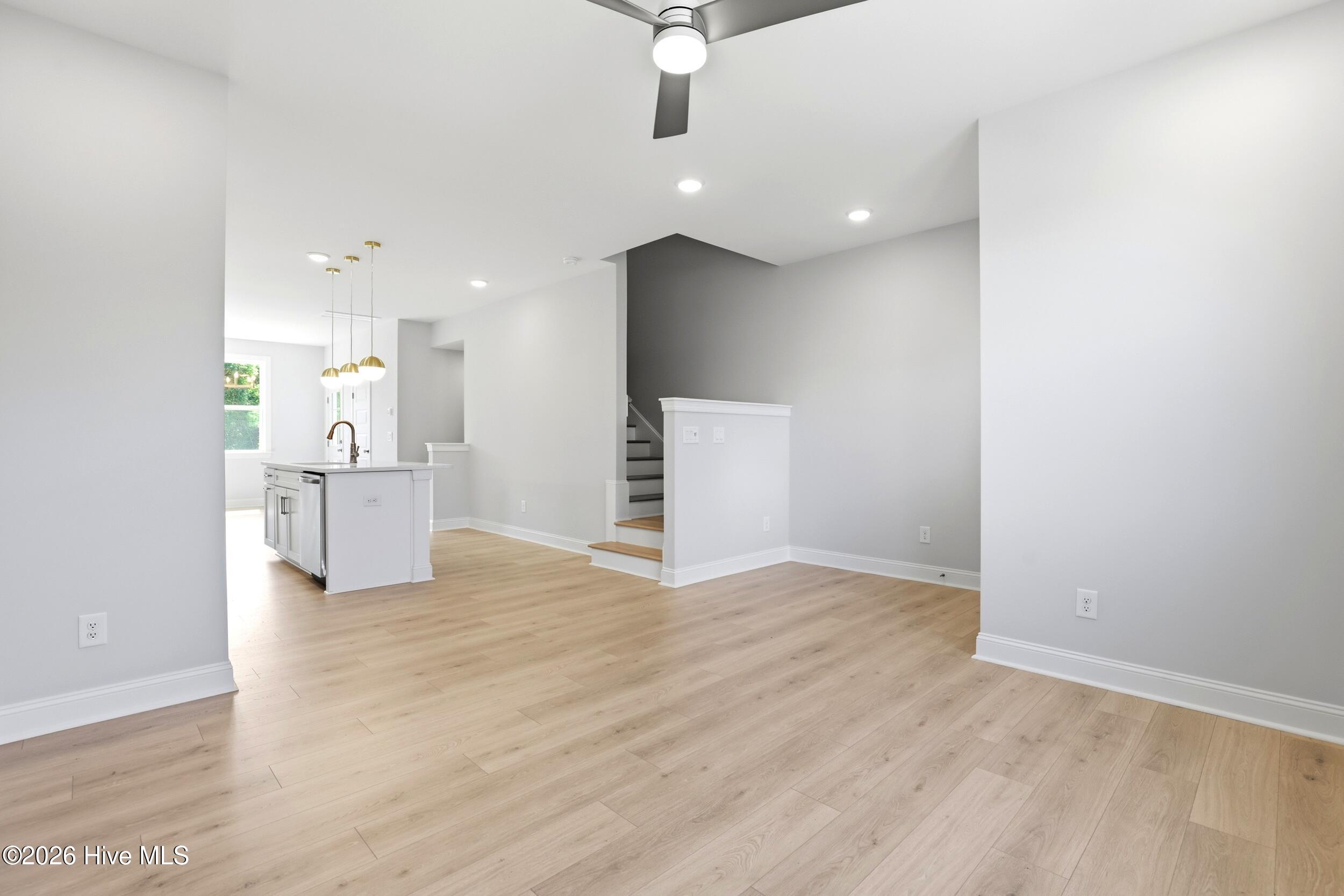 516 Mcrae Street 102 Property Photo 8