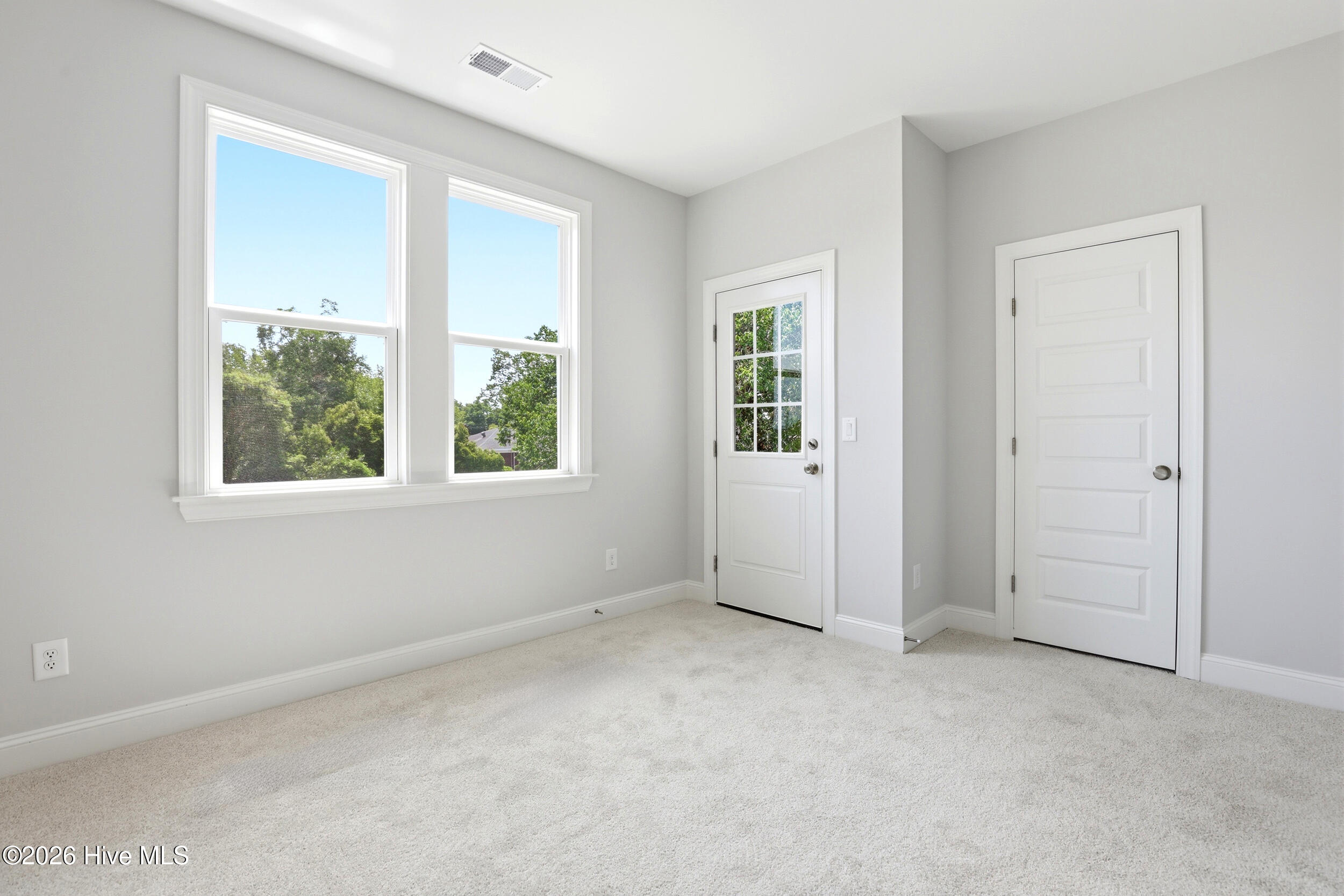 516 Mcrae Street 102 Property Photo 24