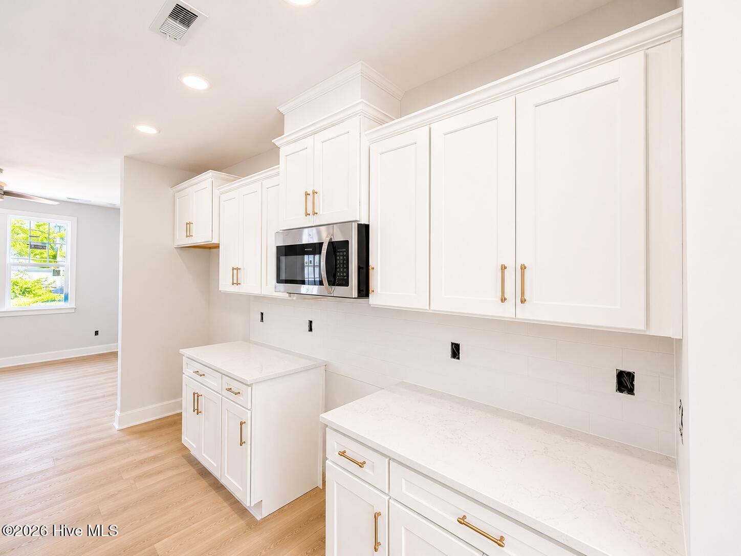 516 Mcrae Street 103 Property Photo 4