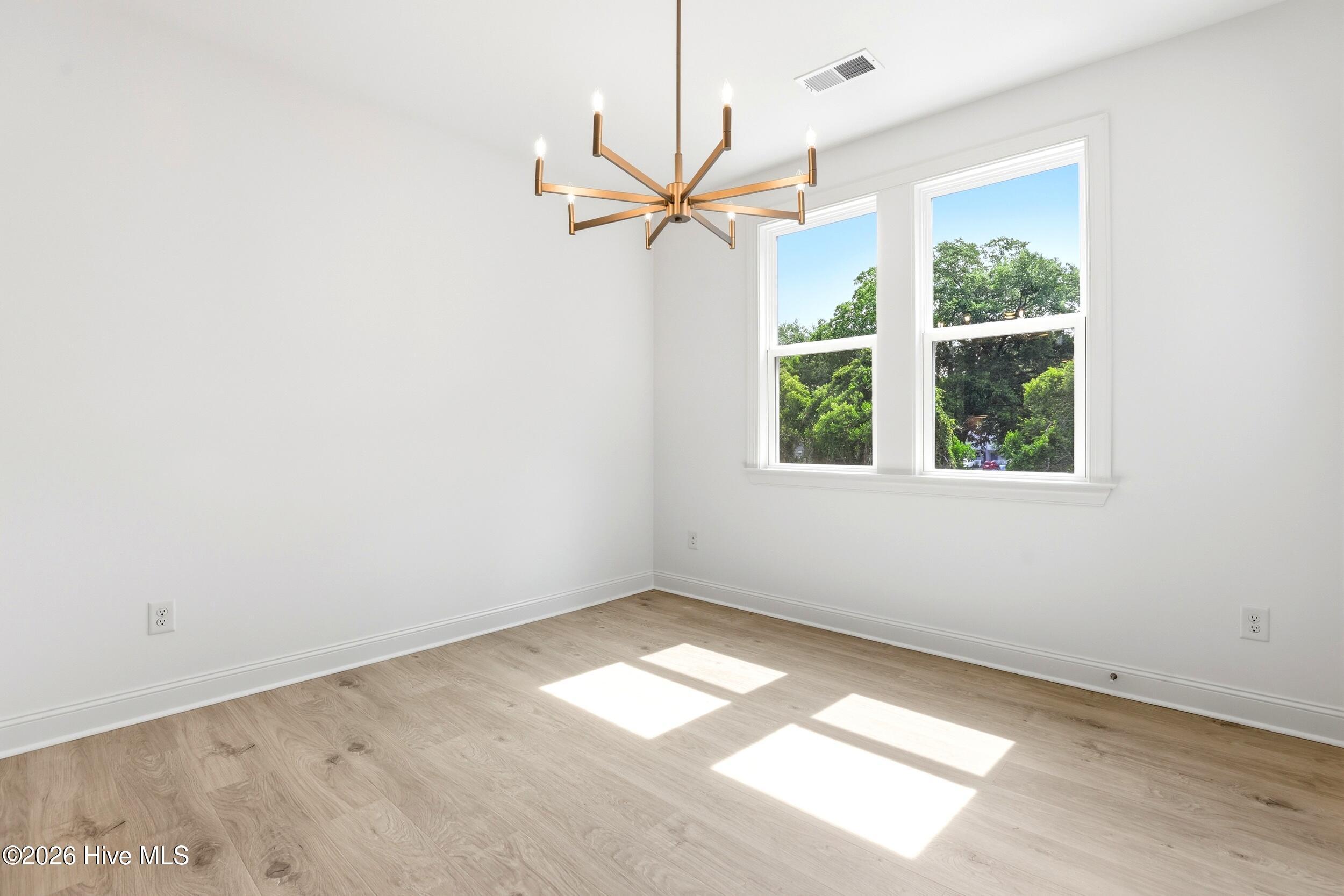 516 Mcrae Street 103 Property Photo 11