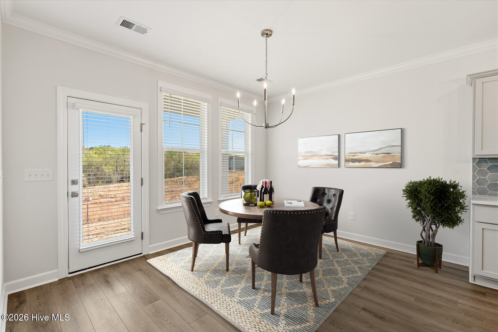272 Planters Walk Property Photo 8