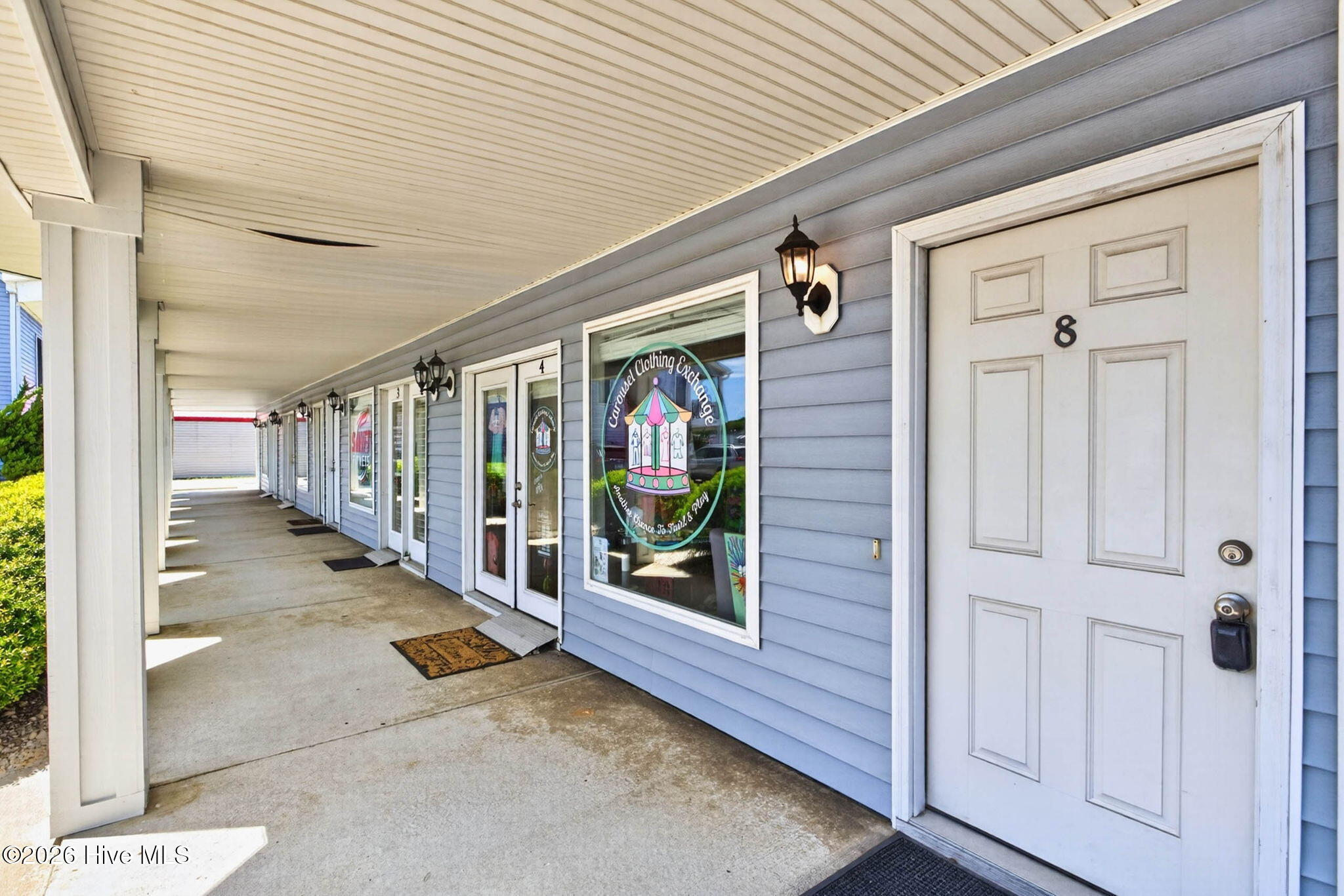 5016 E Oak Island Drive Apt 8 Property Photo 26