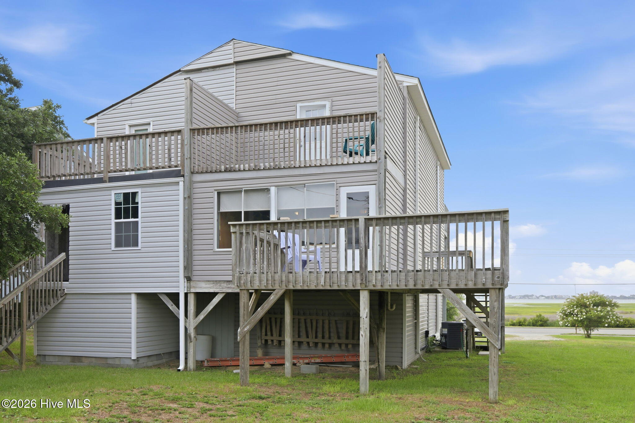 1116 E Fort Macon Road Property Photo 6