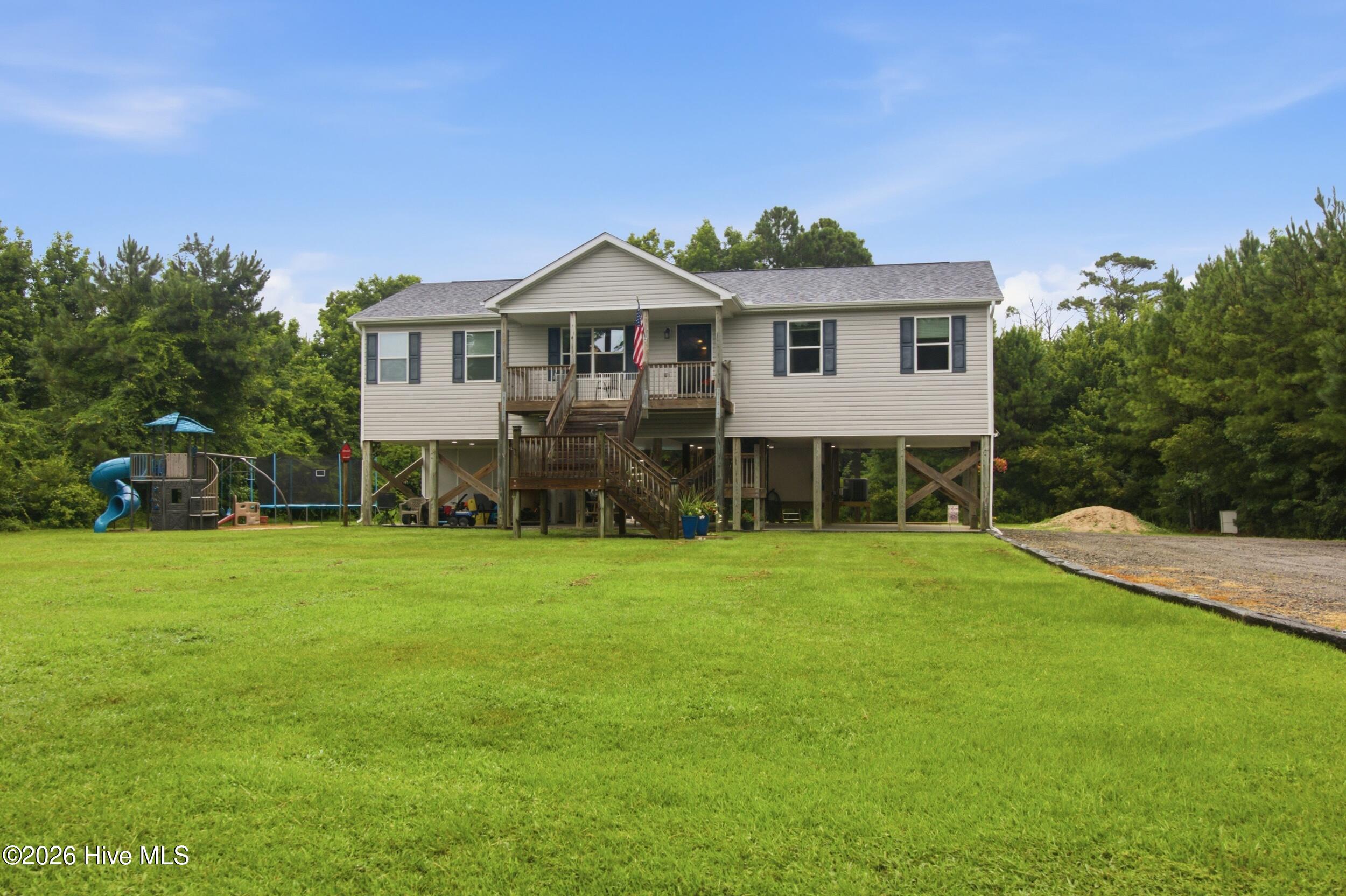 305 Tropical Trail Property Photo 1