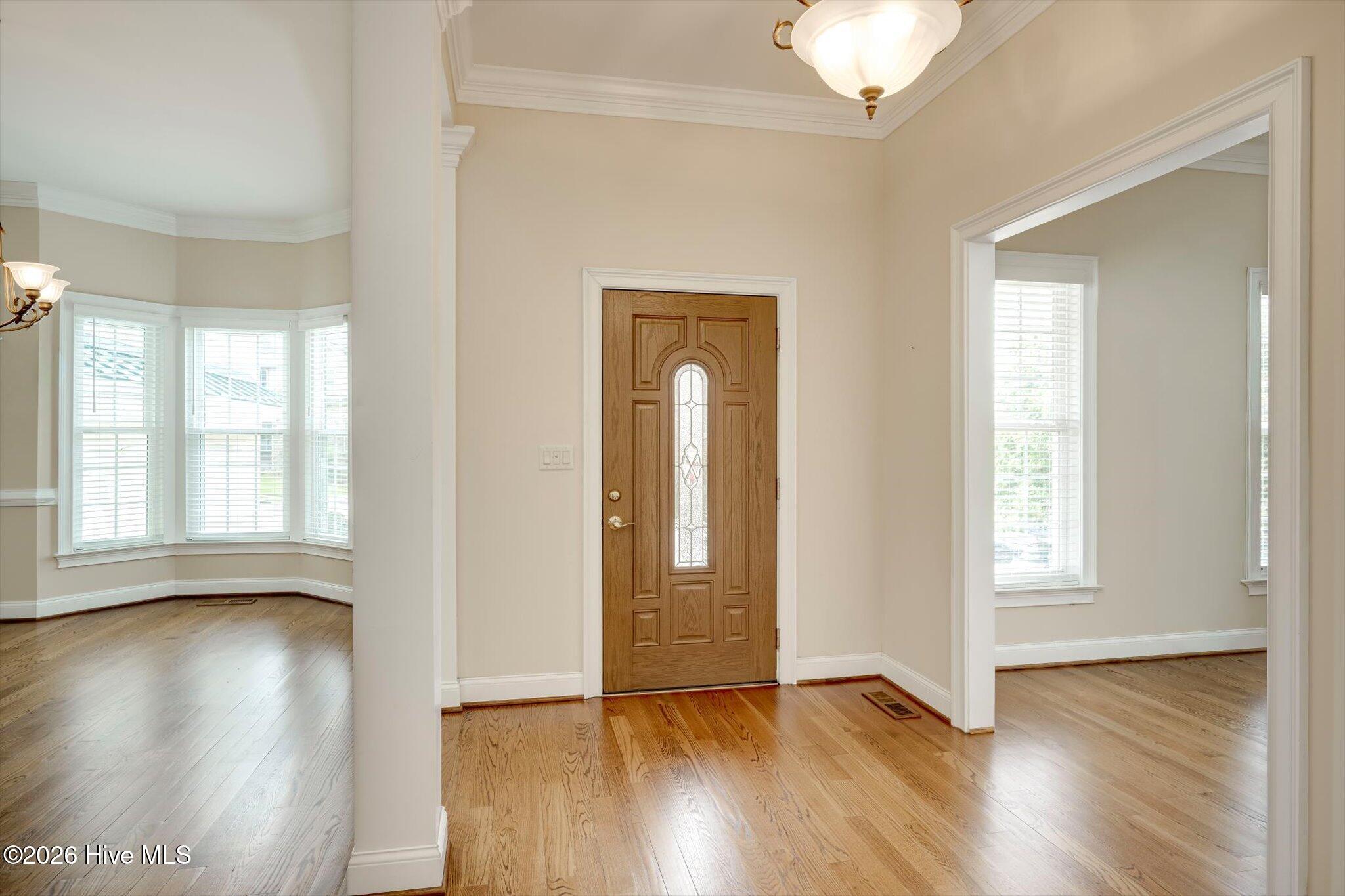 4112 Shady Oaks Drive Property Photo 3