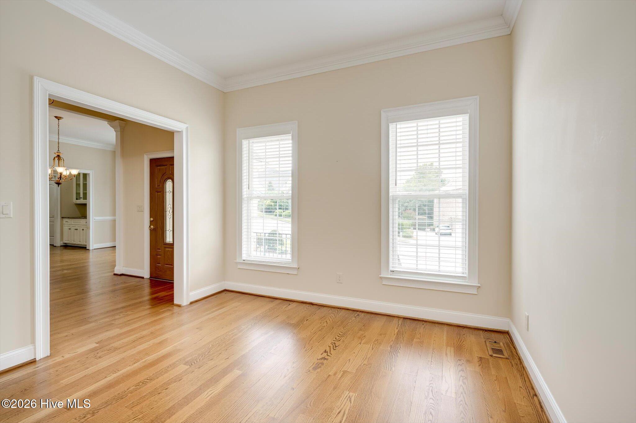 4112 Shady Oaks Drive Property Photo 6