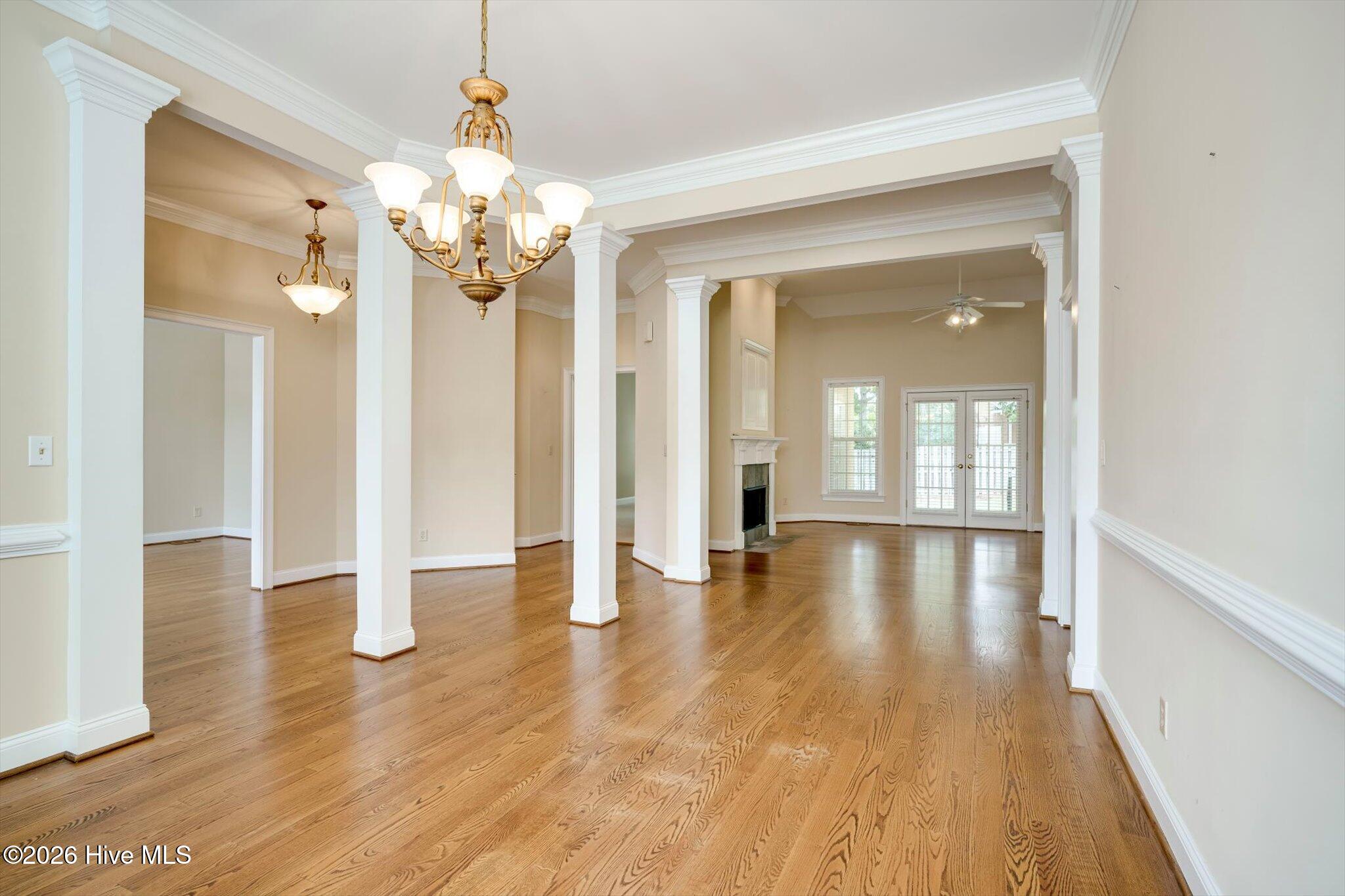 4112 Shady Oaks Drive Property Photo 8
