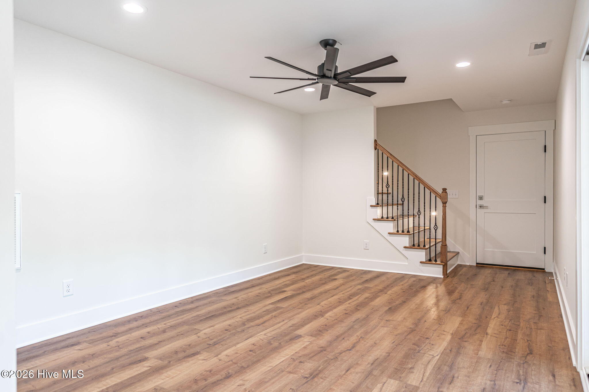 118 Berkshire Court Property Photo 38