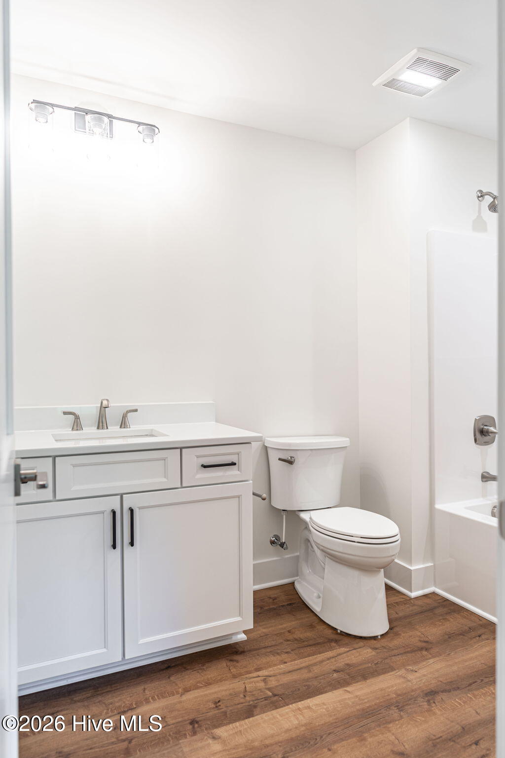 118 Berkshire Court Property Photo 44