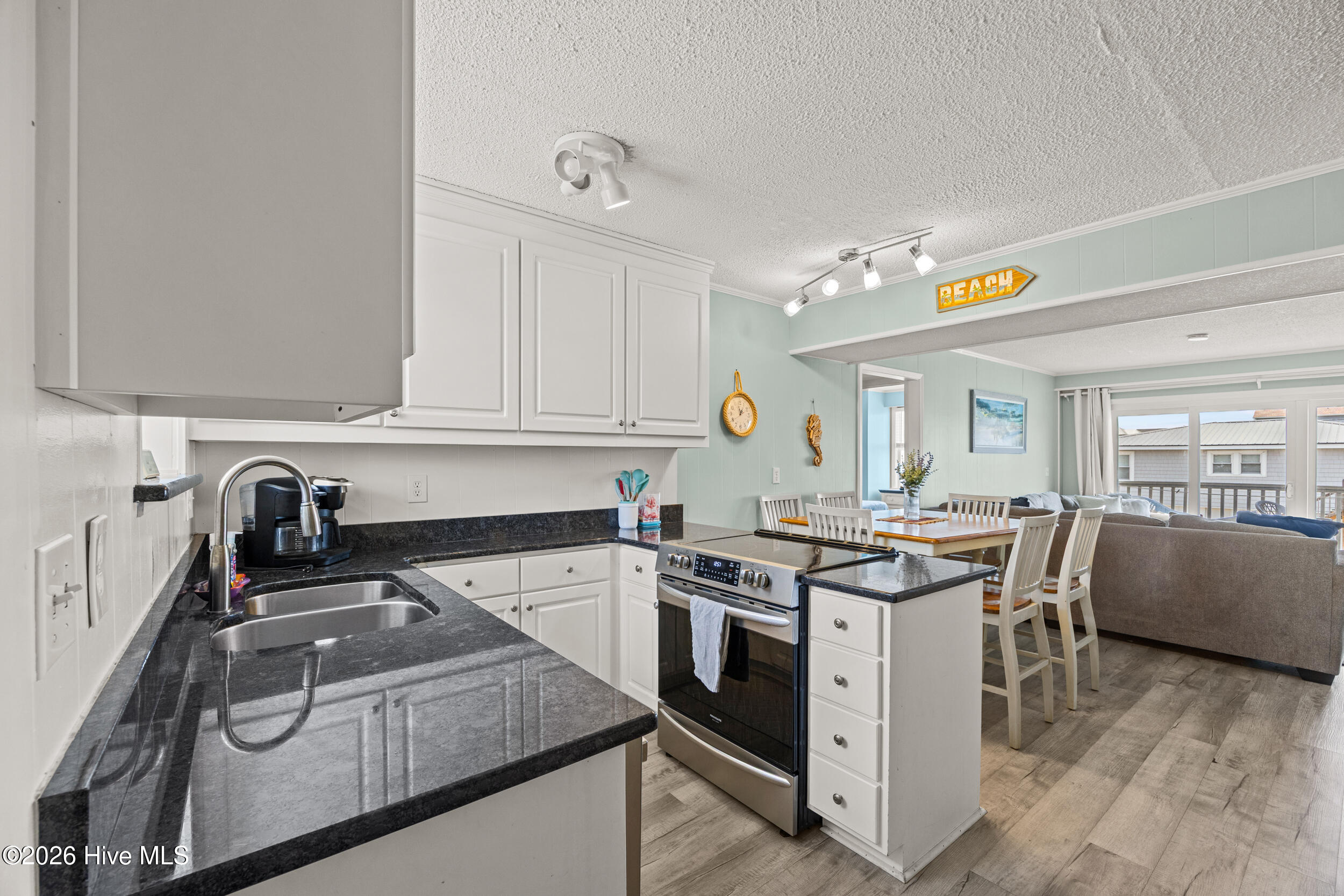 298 Ocean Boulevard W # 201 Property Photo 3