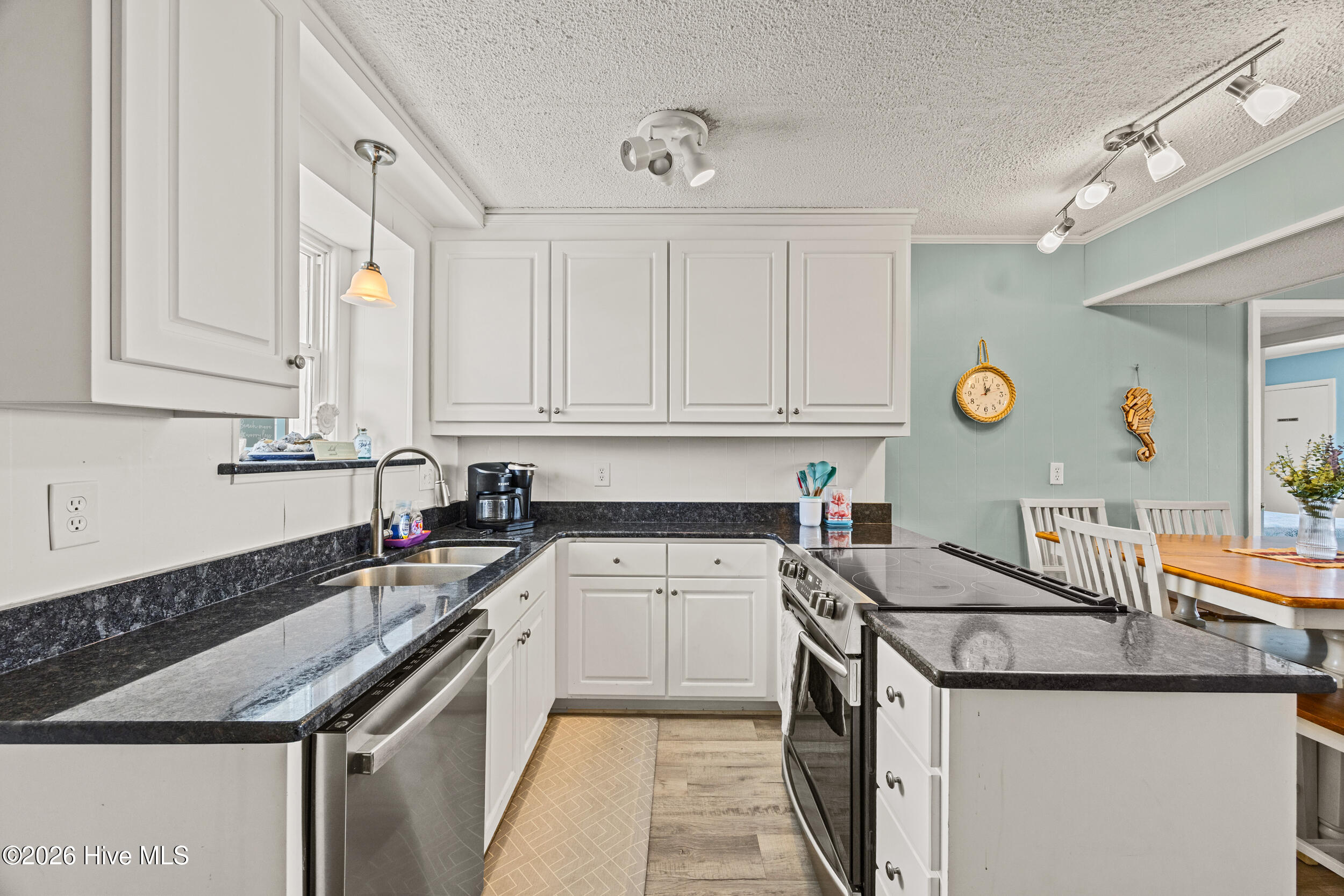 298 Ocean Boulevard W # 201 Property Photo 15