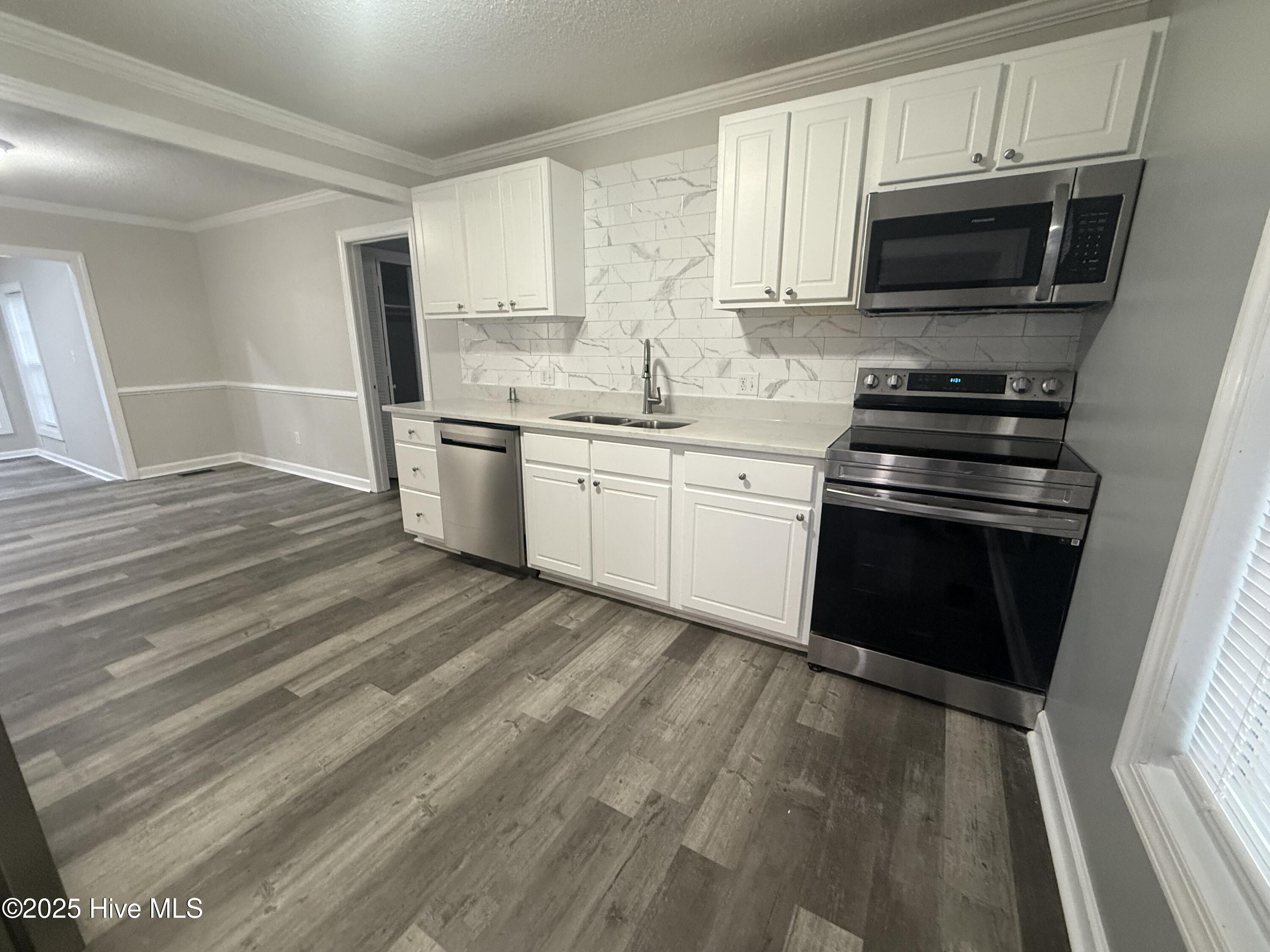 1215 E Wright Road Property Photo 3