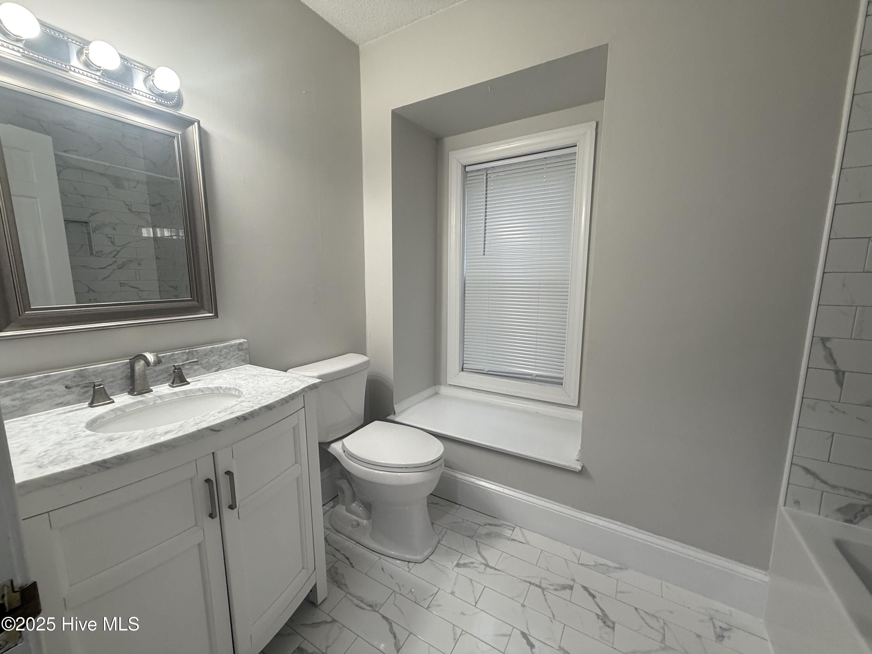 1215 E Wright Road Property Photo 11