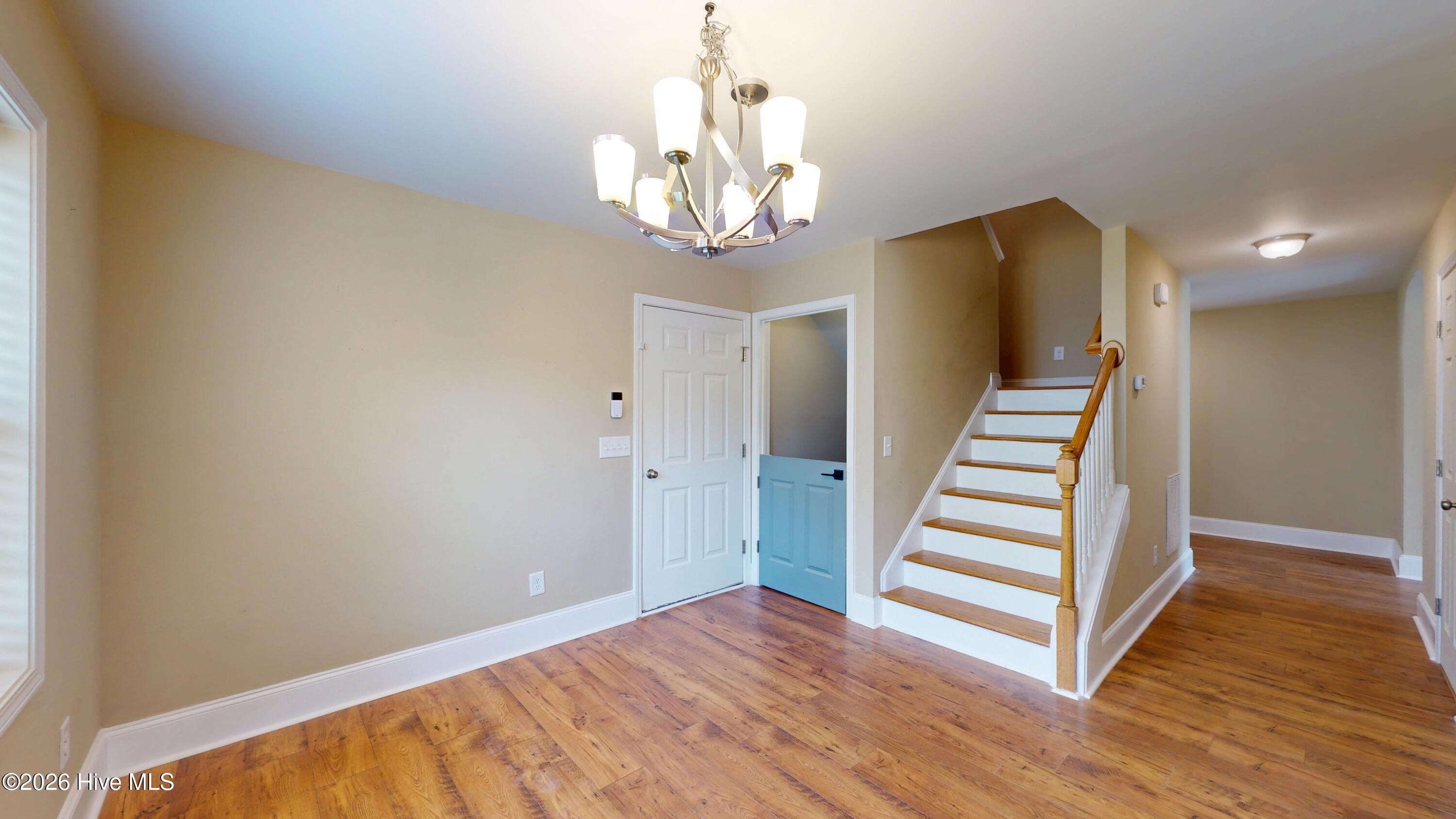 225 Savannah Garden Drive Property Photo 14