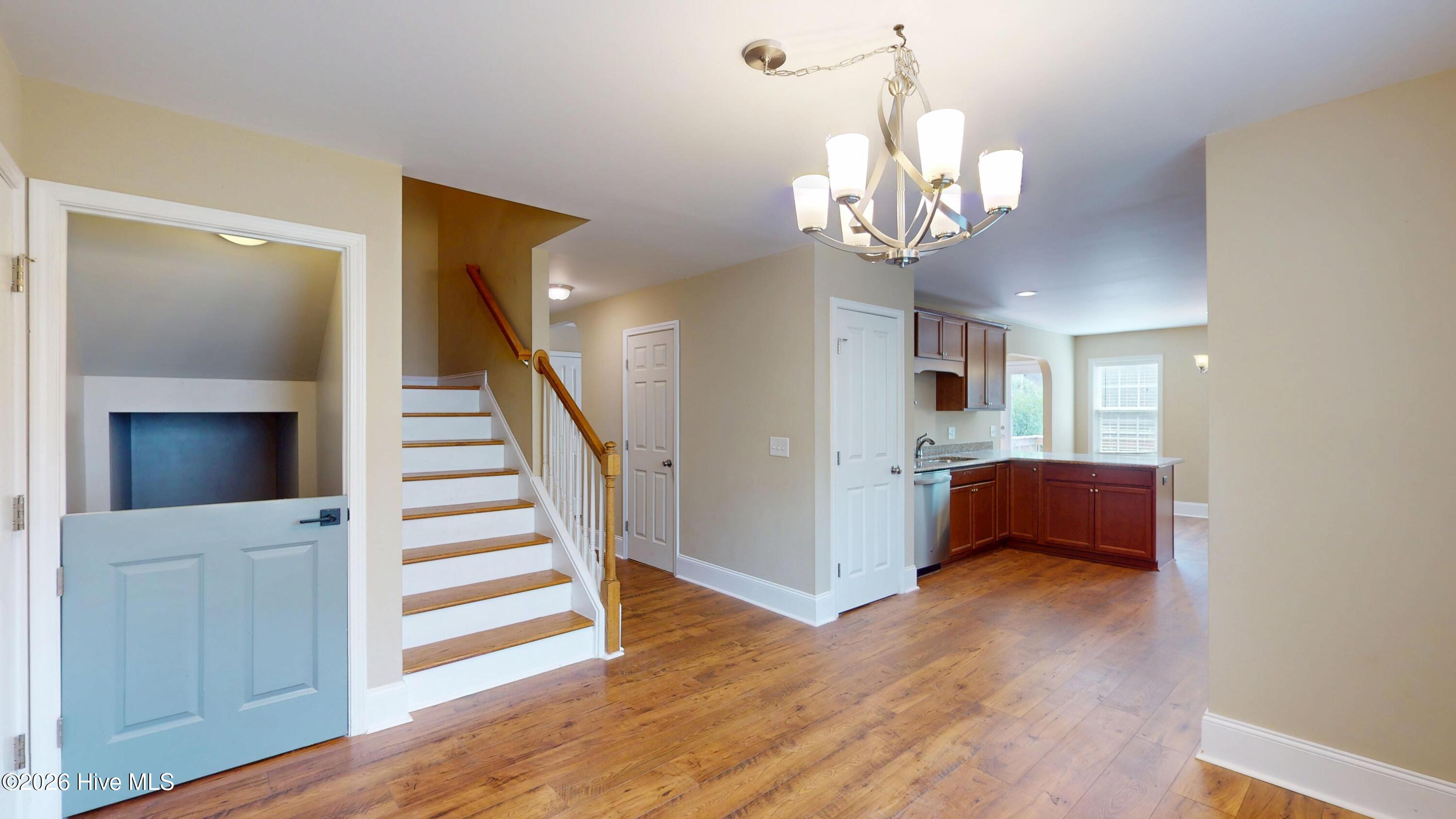 225 Savannah Garden Drive Property Photo 18