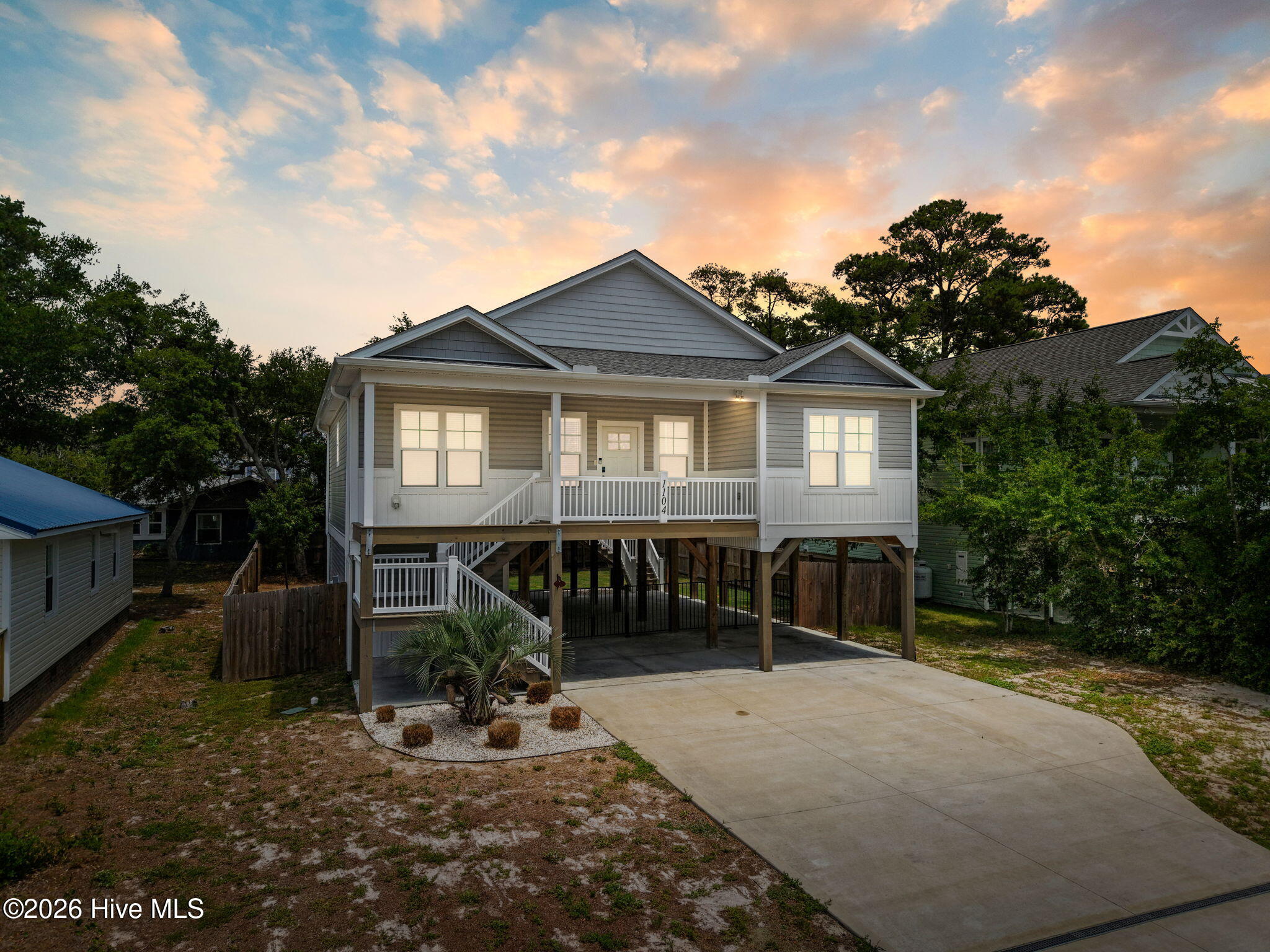 1104 E Oak Island Drive Property Photo 1
