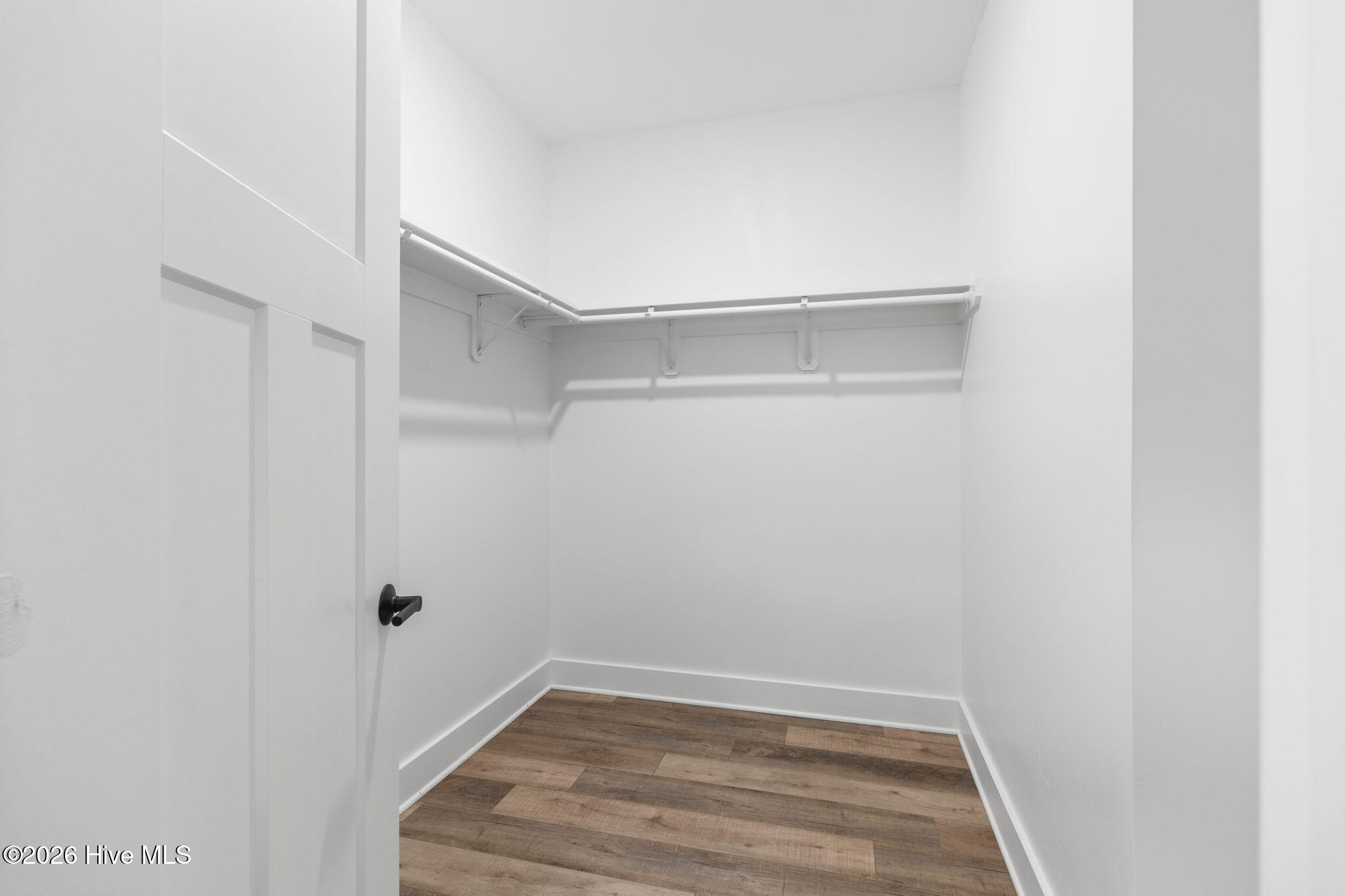 1104 E Oak Island Drive Property Photo 34