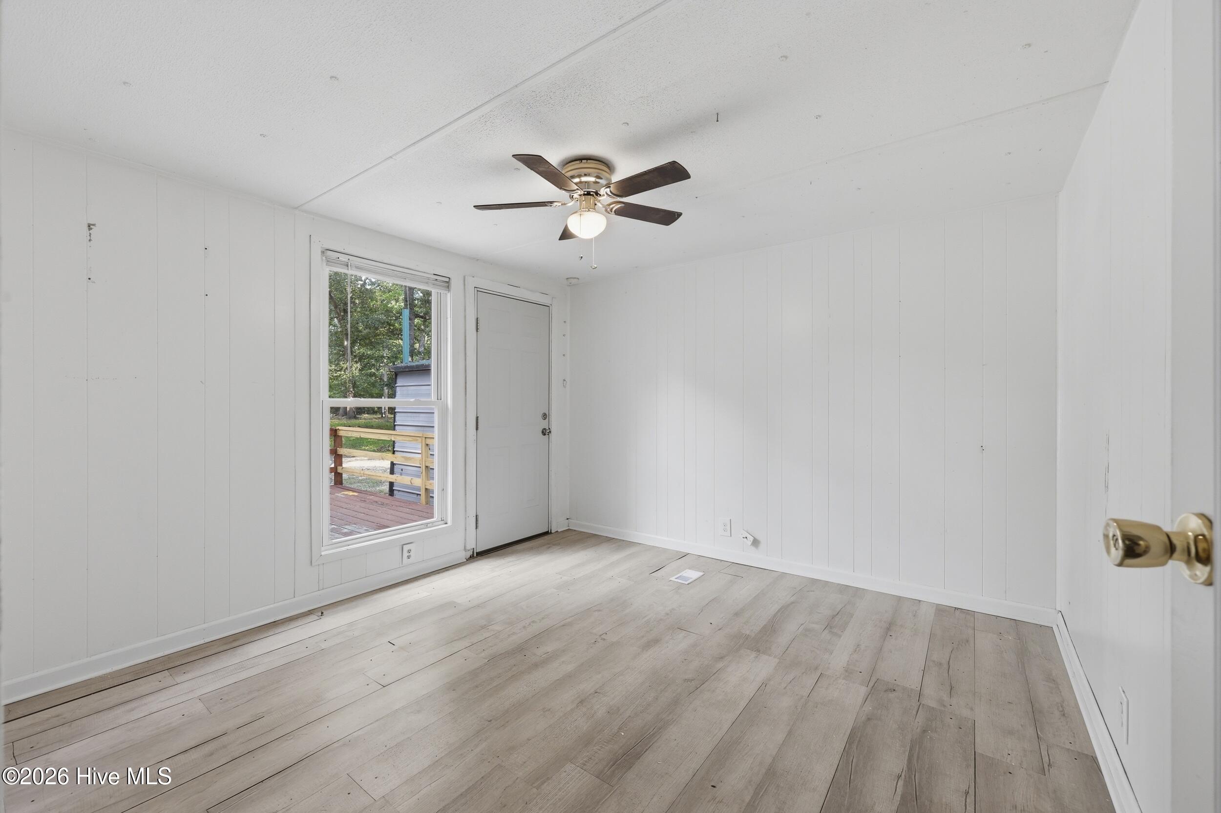 218 Comanche Trail Property Photo 19
