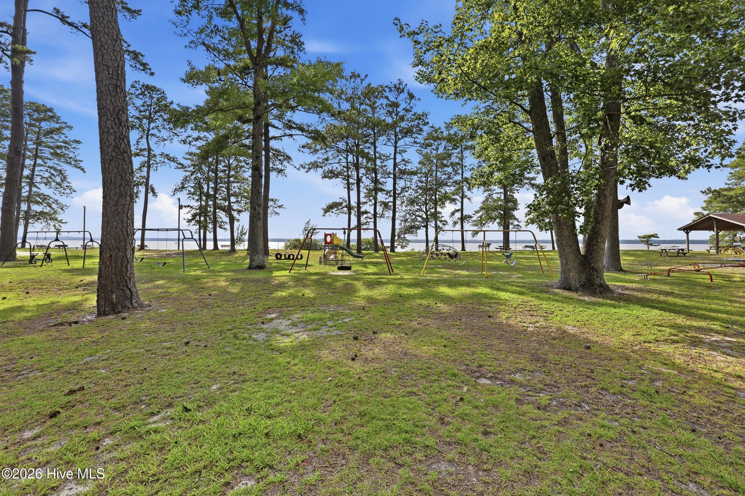 218 Comanche Trail Property Photo 30