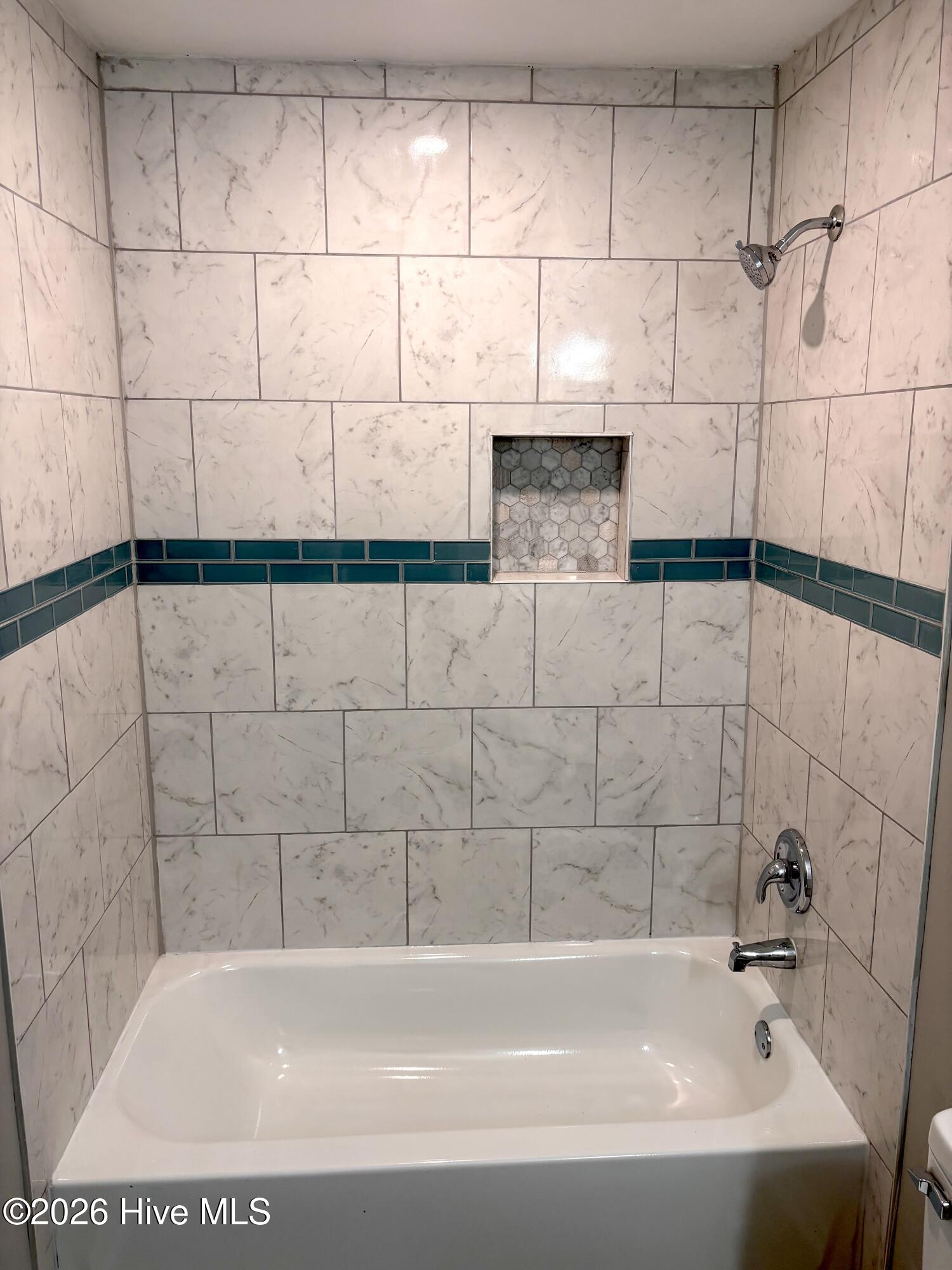 525 Menola Road Property Photo 15