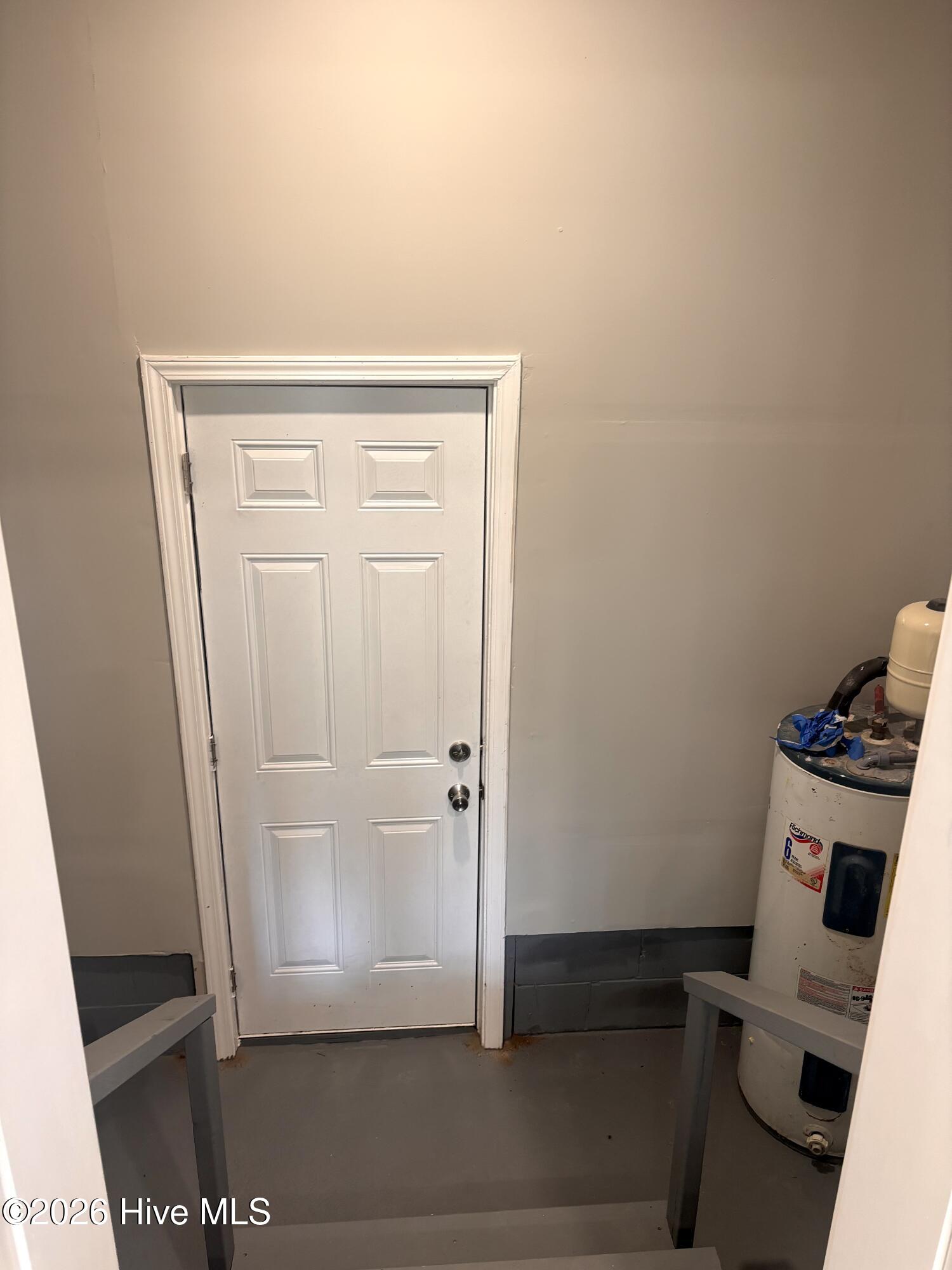 525 Menola Road Property Photo 28