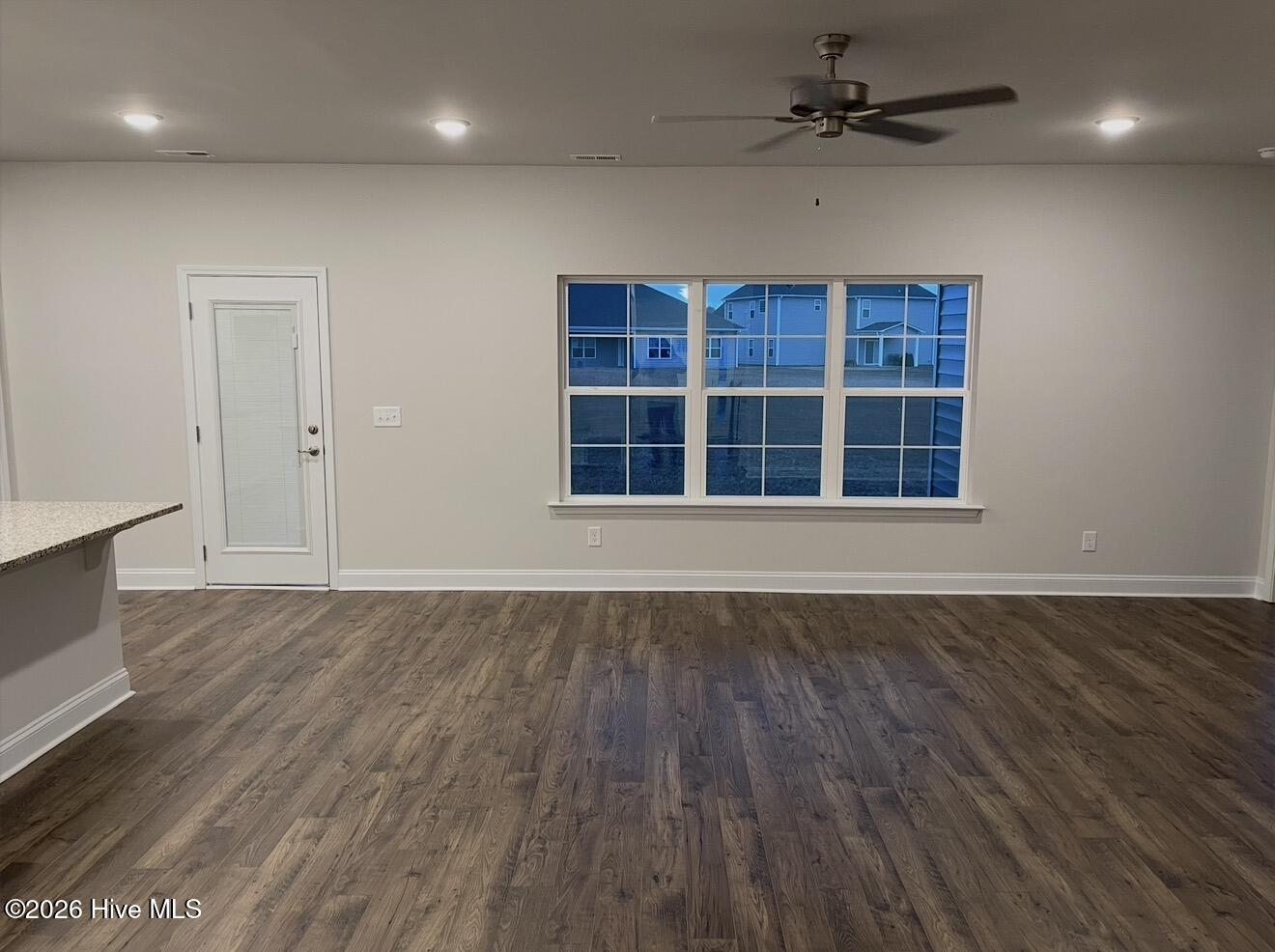 103 Seashore Street Property Photo 6